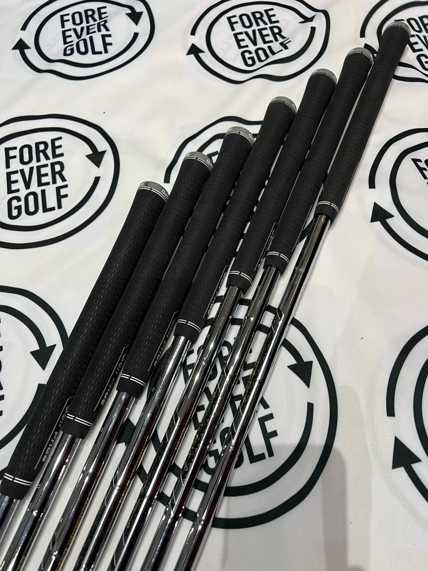 TAYLORMADE P770 (2024) IRONS / 5 - AW / RH / 115g Stiff Flex