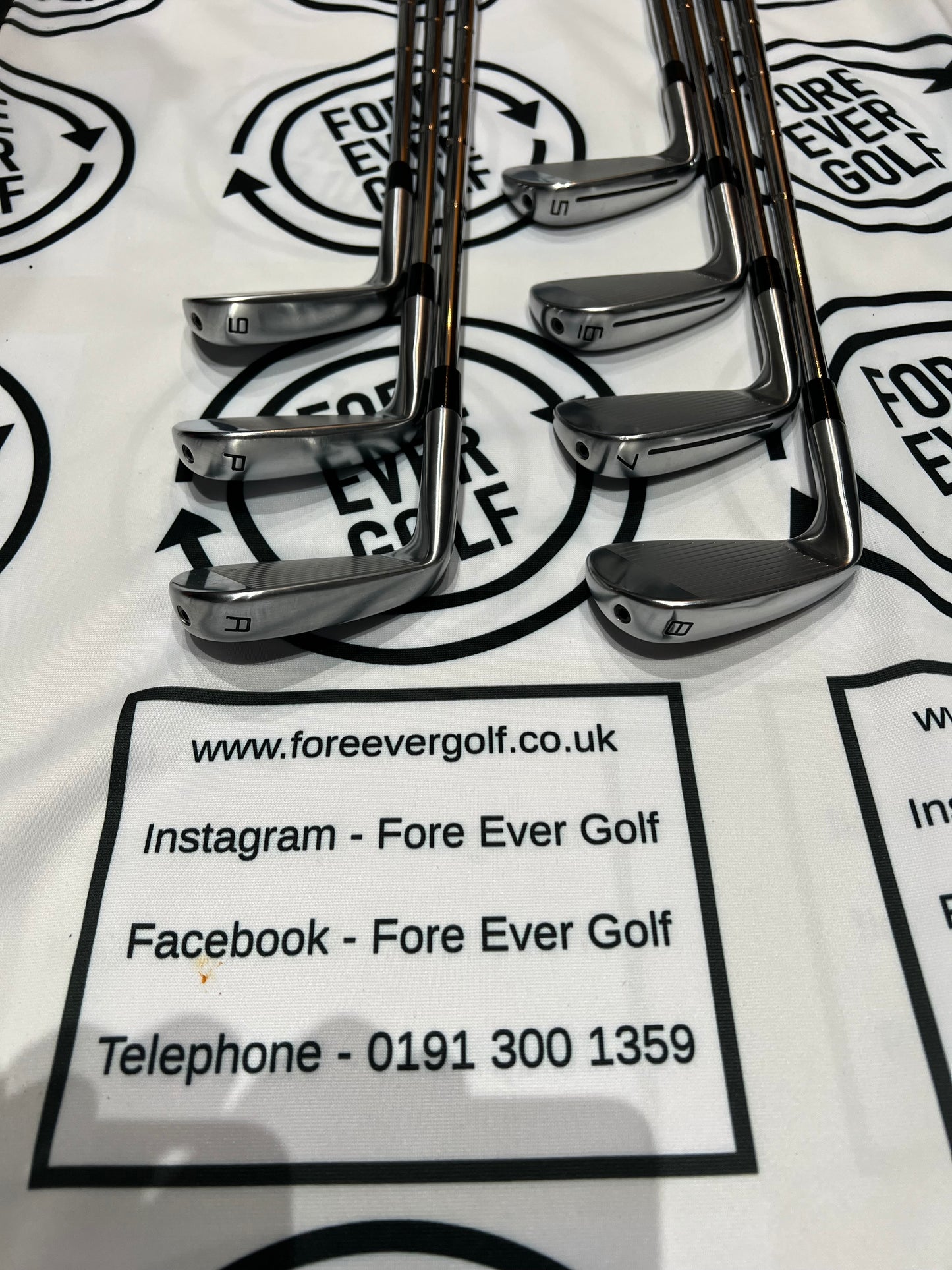 TAYLORMADE P770 (2024) IRONS / 5 - AW / RH / 115g Stiff Flex