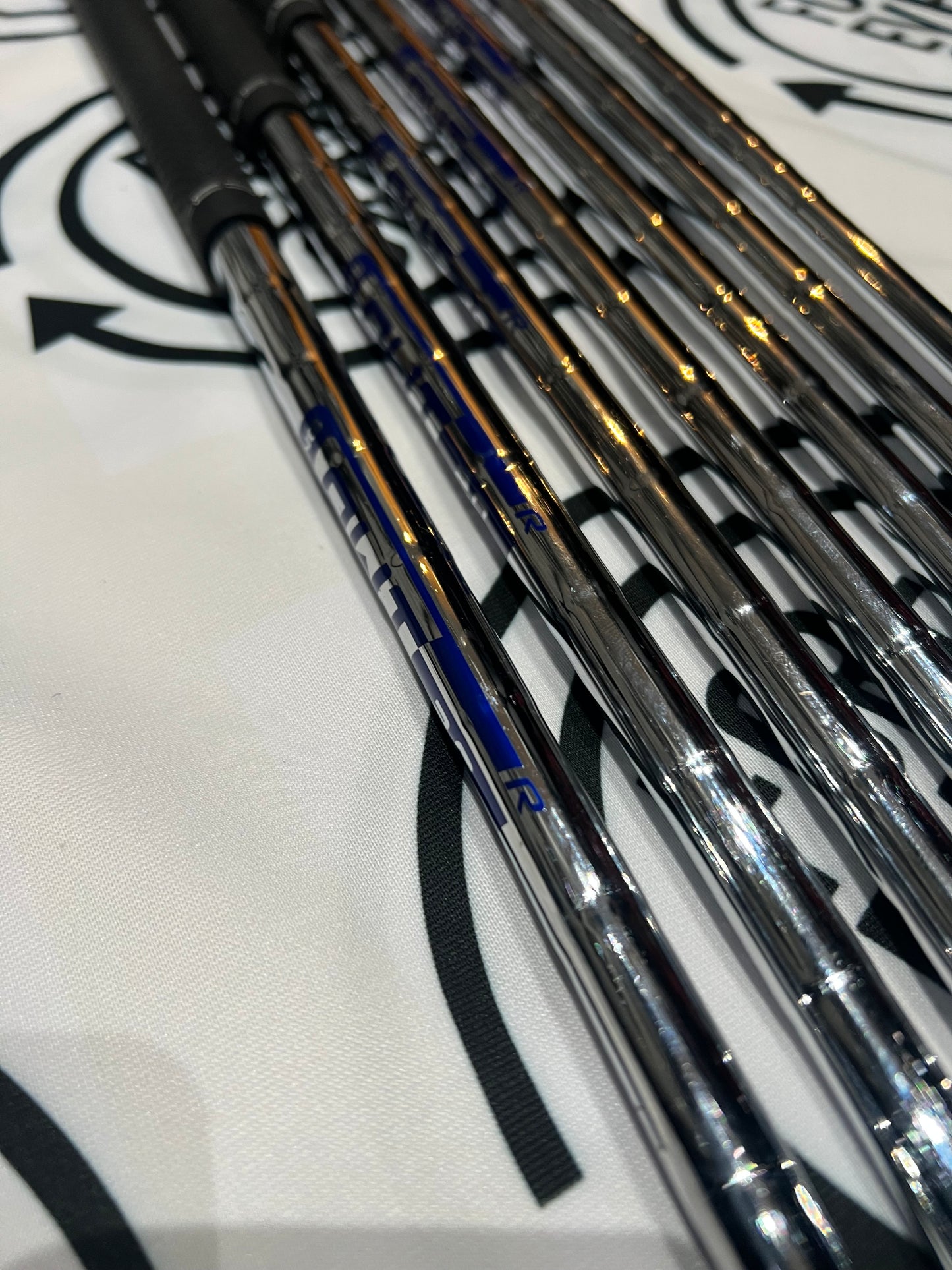 PING G410 IRONS / 5 - SW / Mens RH / Blue Dot / 98g Reg Flex