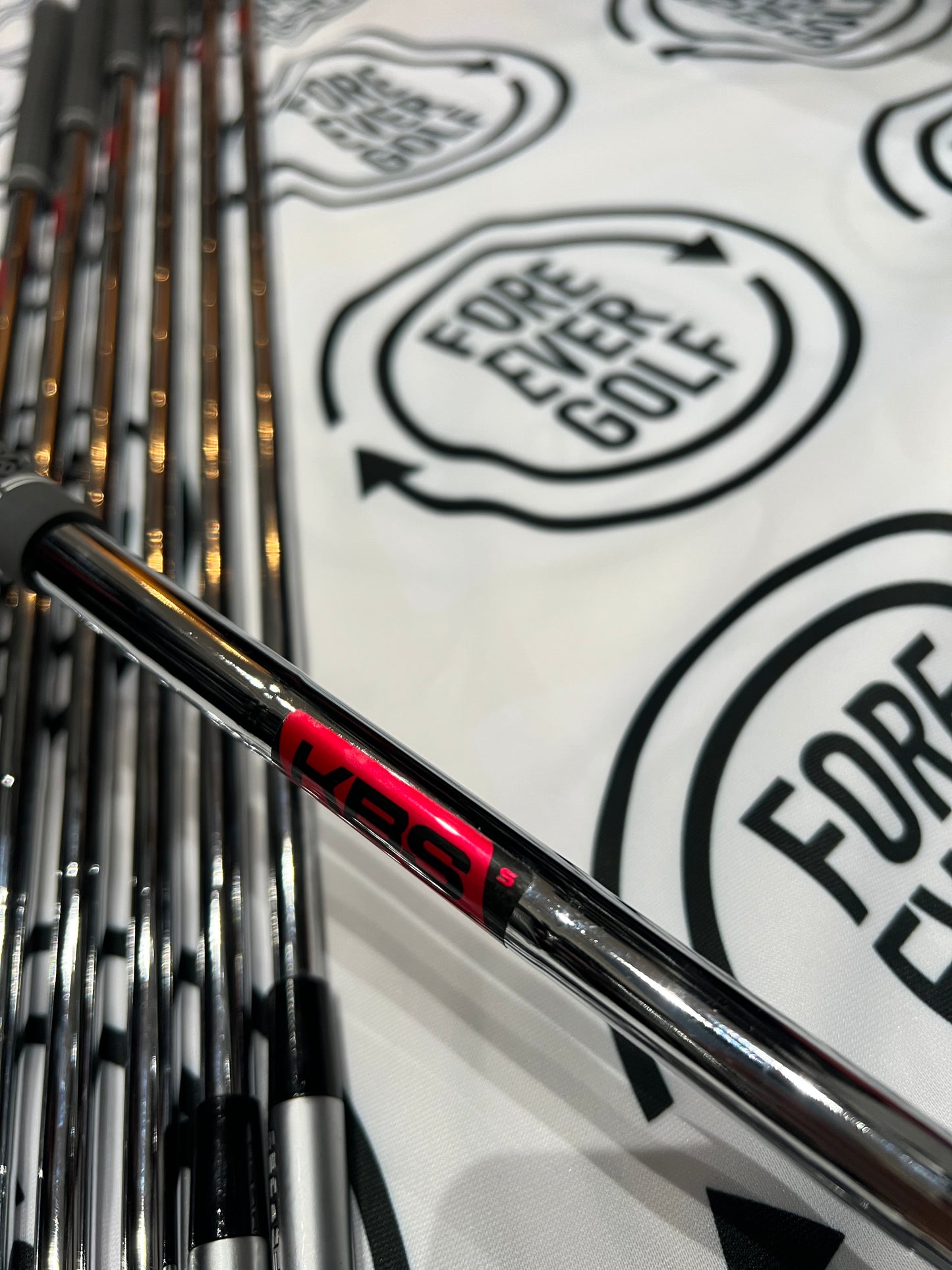 TAYLORMADE P7MC (2023) IRONS / 4 - PW / RH / 130g Stiff Flex