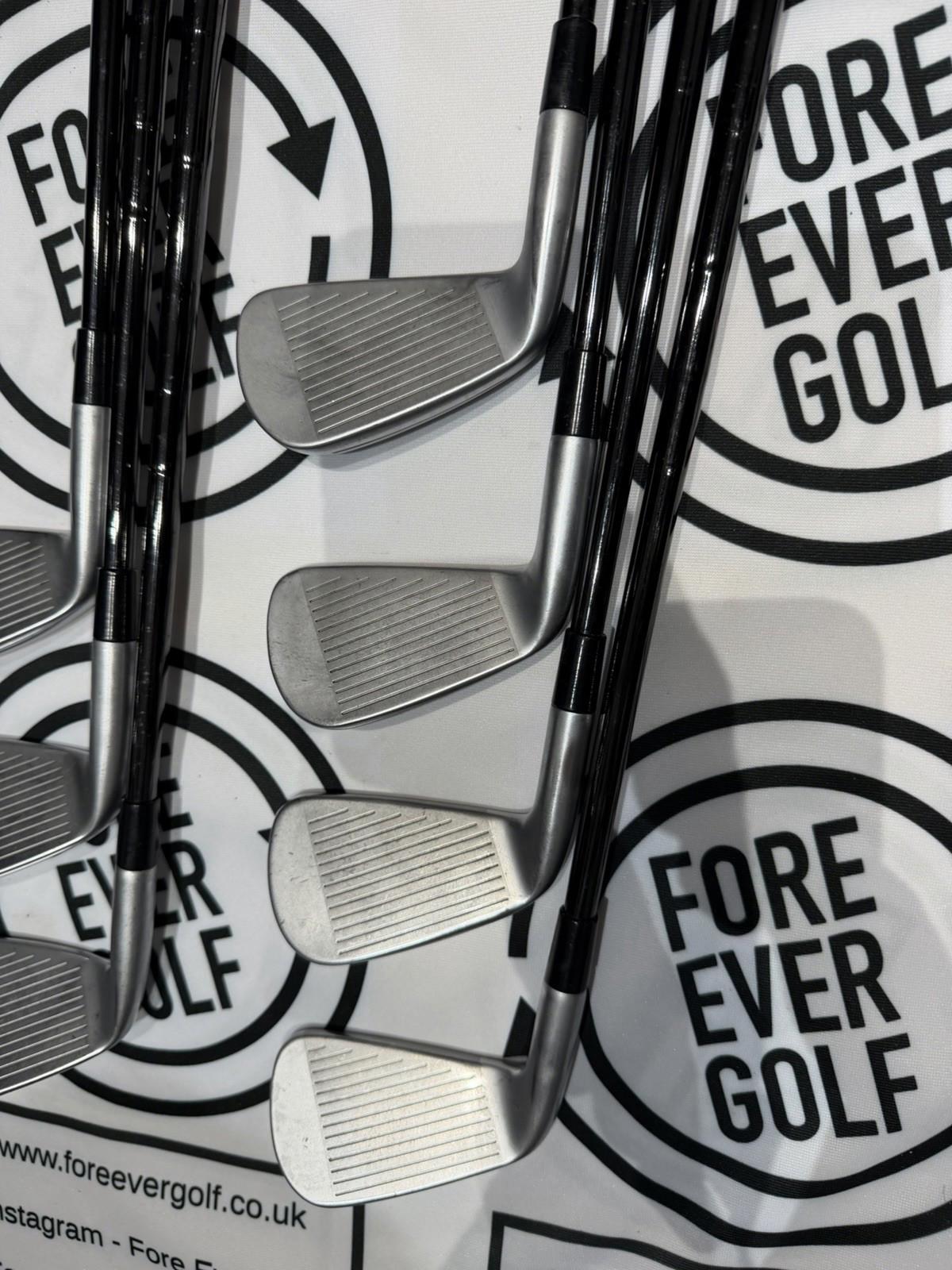 TAYLORMADE P790 (2023) IRONS / 4 - PW / RH / 120g Stiff Flex / GOOD USED