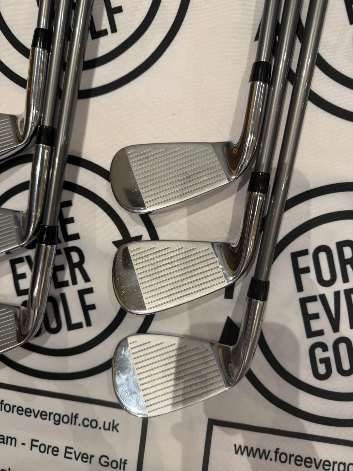 CALLAWAY ELYTE HL IRONS / 6 - GW / RH / 65g Reg Flex DENALI Graphite Shafts / VG