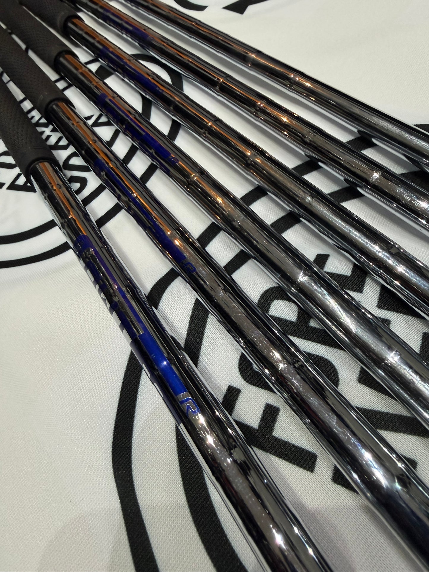 PING G400 IRONS / 6 - SW / RH / 98g Reg Flex