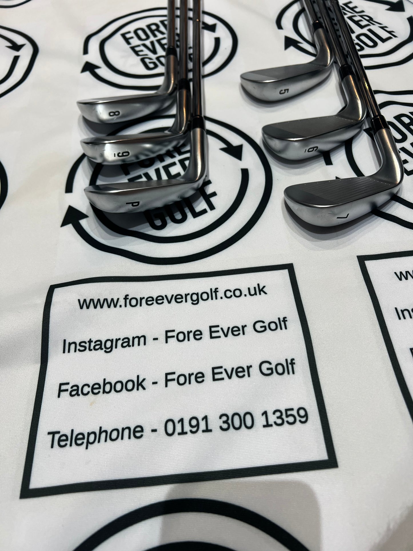 CALLAWAY APEX Ai200 IRONS / 5 - PW / RH / 90g Reg Flex