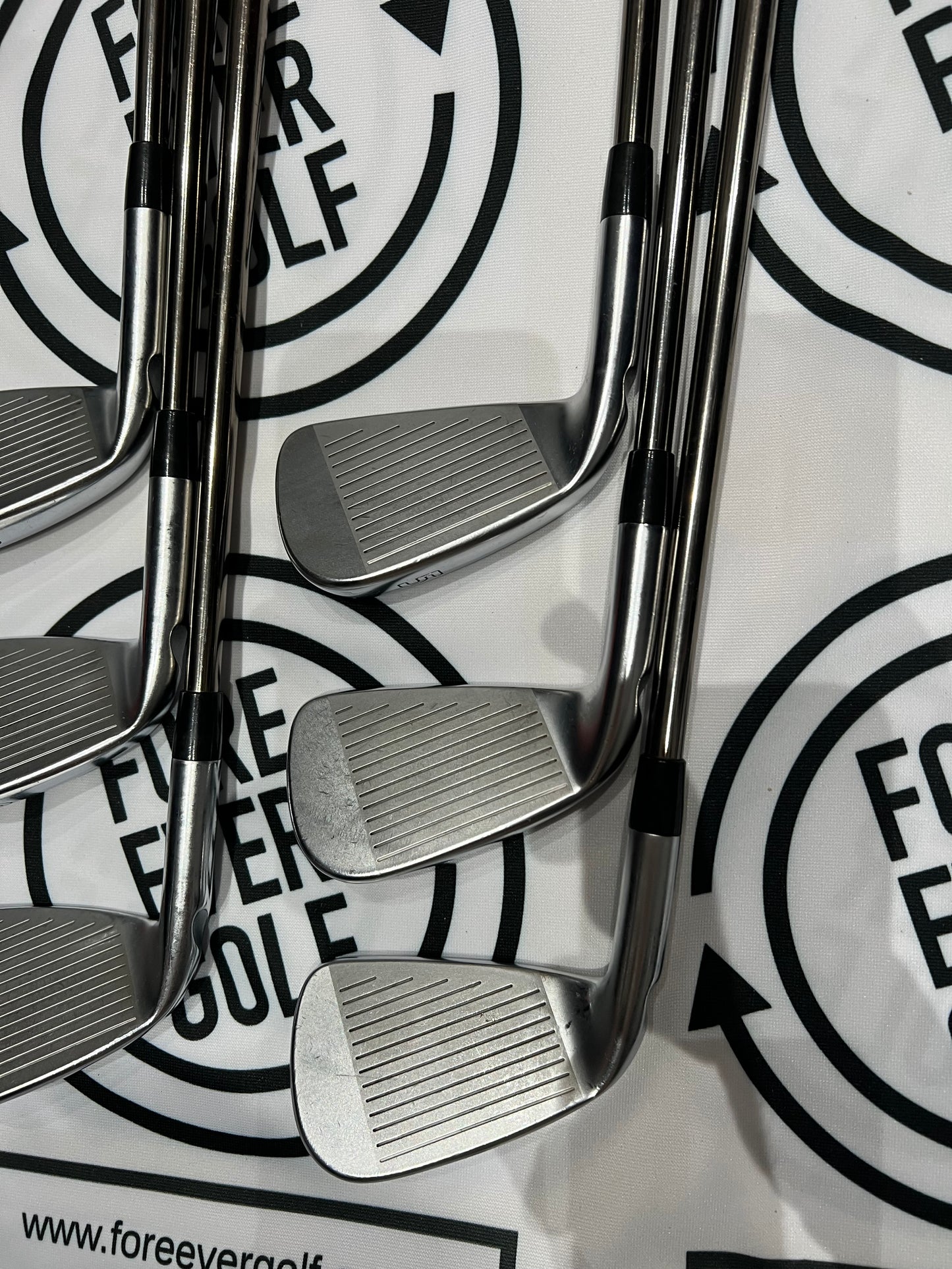PING i210 IRONS / 5 - PW / BLUE DOT / RH / Reg Flex Graphite Shafts