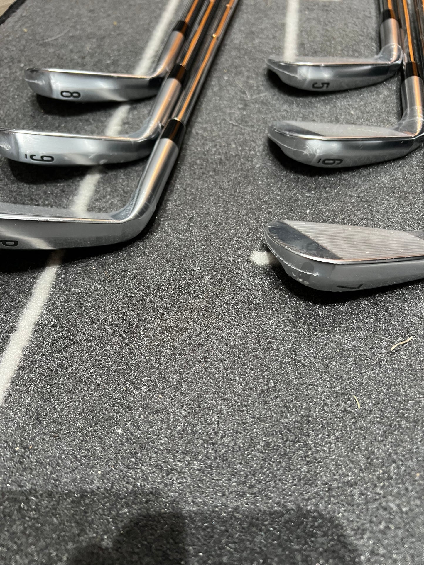 SRIXON ZXi7 IRONS / 5-PW / 115g Stiff Flex