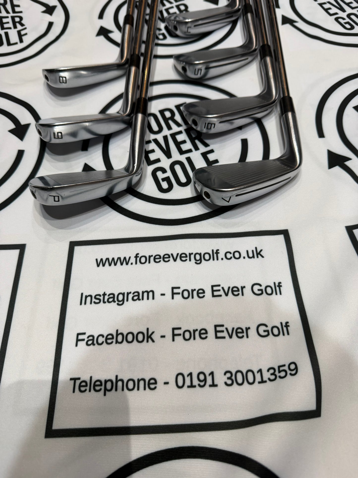 TAYLORMADE P770 (2020) IRONS / 4 - PW / RH / 120g Stiff Flex