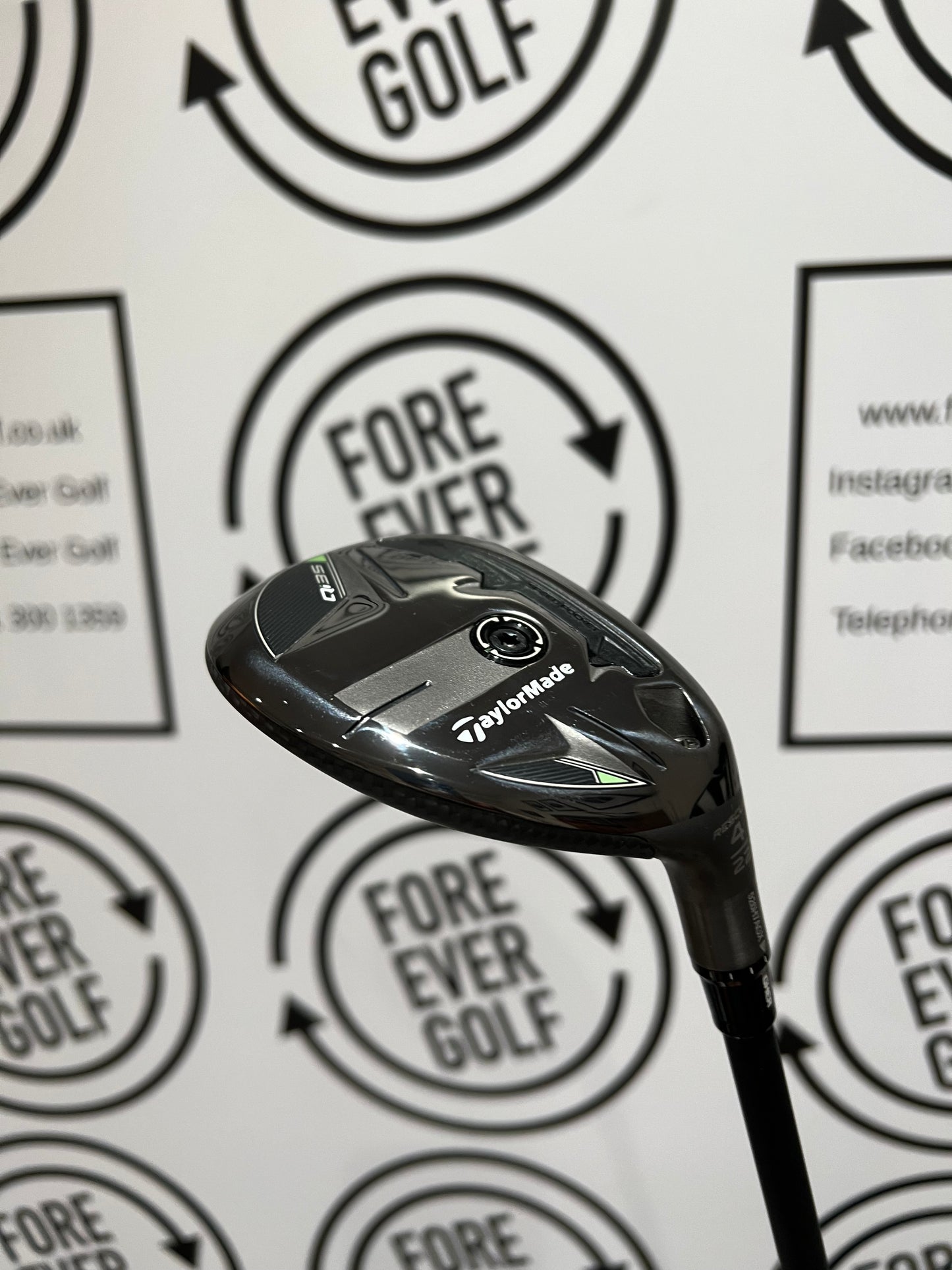 TAYLORMADE Qi35 4 HYBRID / 22 Deg / Mens RH / 85g Stiff Flex