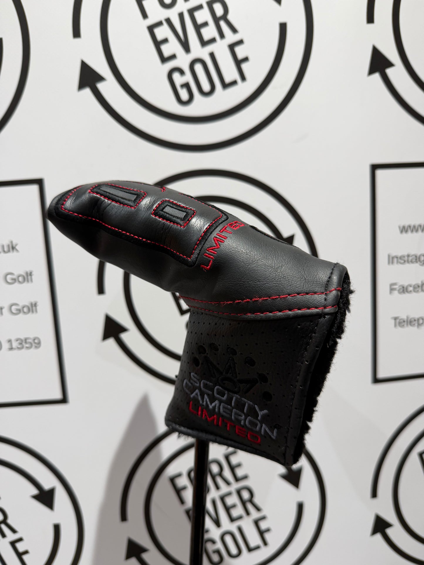 SCOTTY CAMERON B3 TRIPLE BLACK CATALINA PUTTER / 34” / RH / Ltd Edition