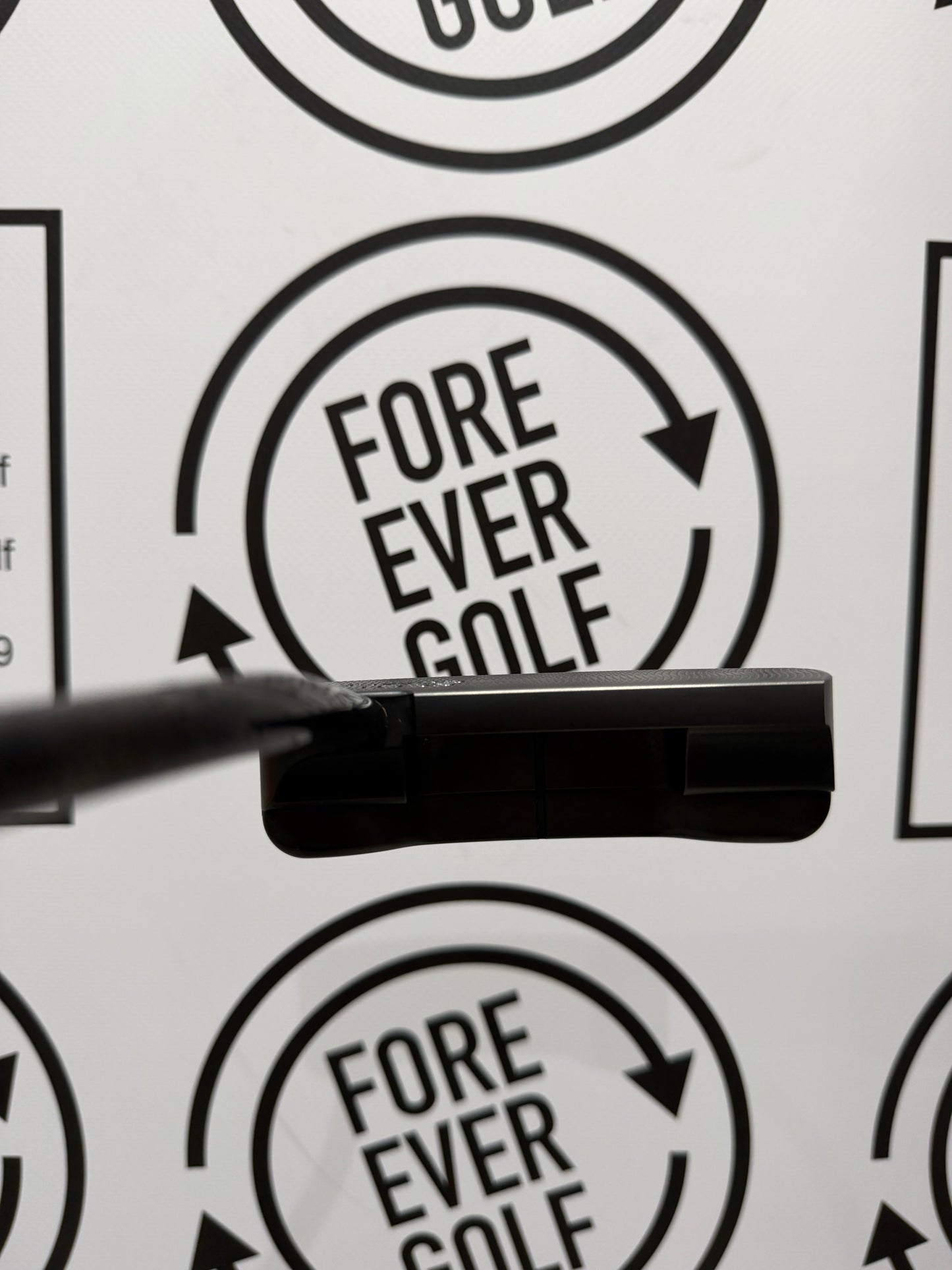 SCOTTY CAMERON B3 TRIPLE BLACK CATALINA PUTTER / 34” / RH / Ltd Edition