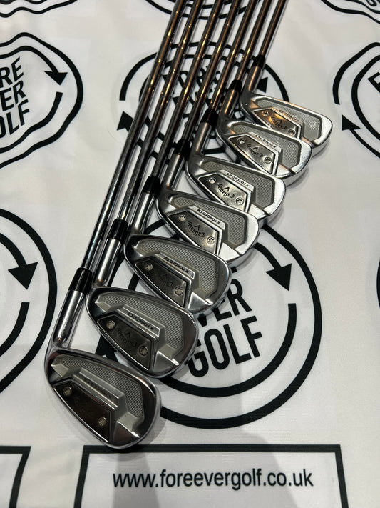 CALLAWAY X-FORGED CB ‘21 IRONS / 4 - PW / 130g X-Stiff Flex / RH