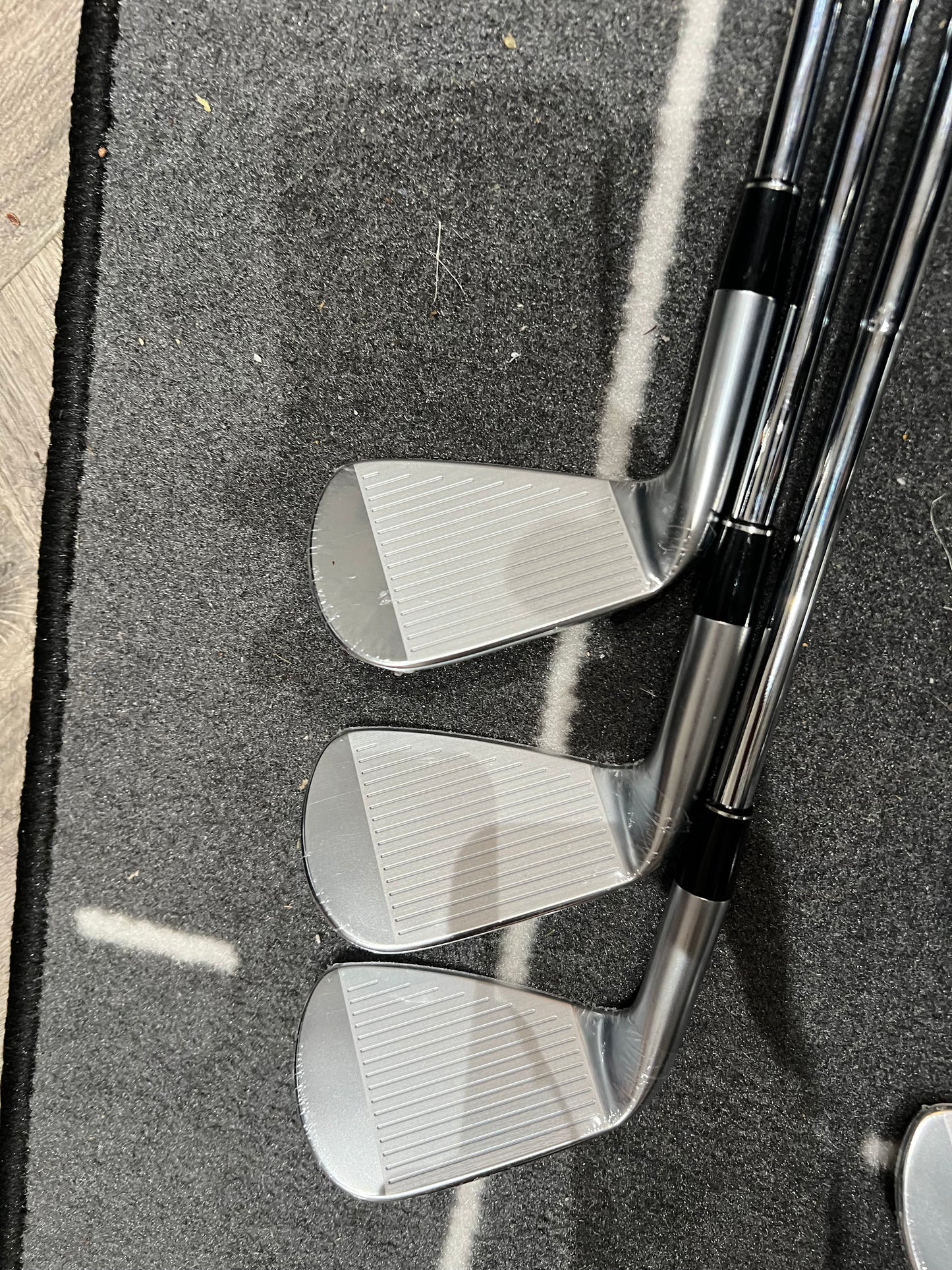 SRIXON ZXi7 IRONS / 5-PW / 115g Stiff Flex