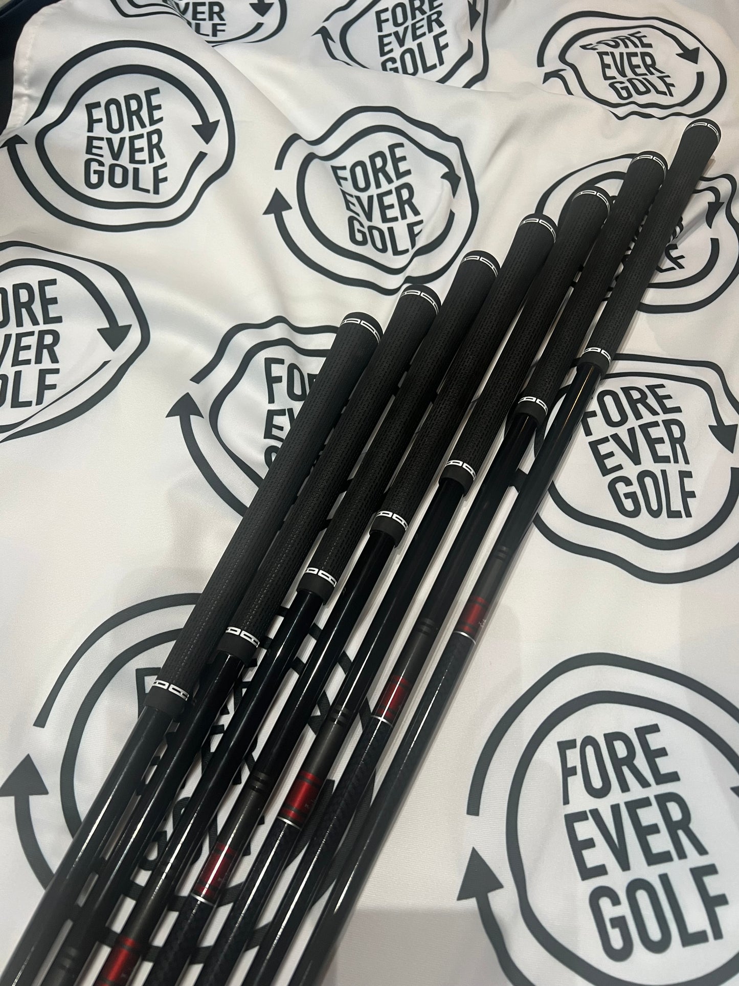 TITLEIST T350 IRONS / 5 - PW + 48 / Mens RH / Reg Flex Graphite Shafts