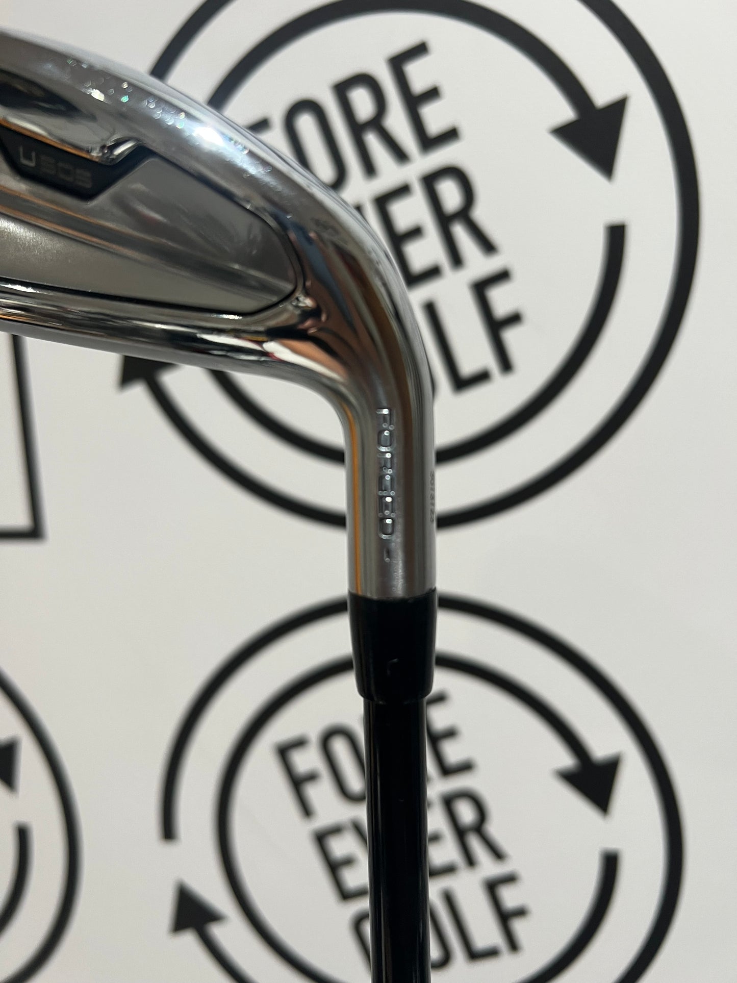 TITLEIST U505 4 IRON / Mens RH / 80g Regular Flex (5.5)