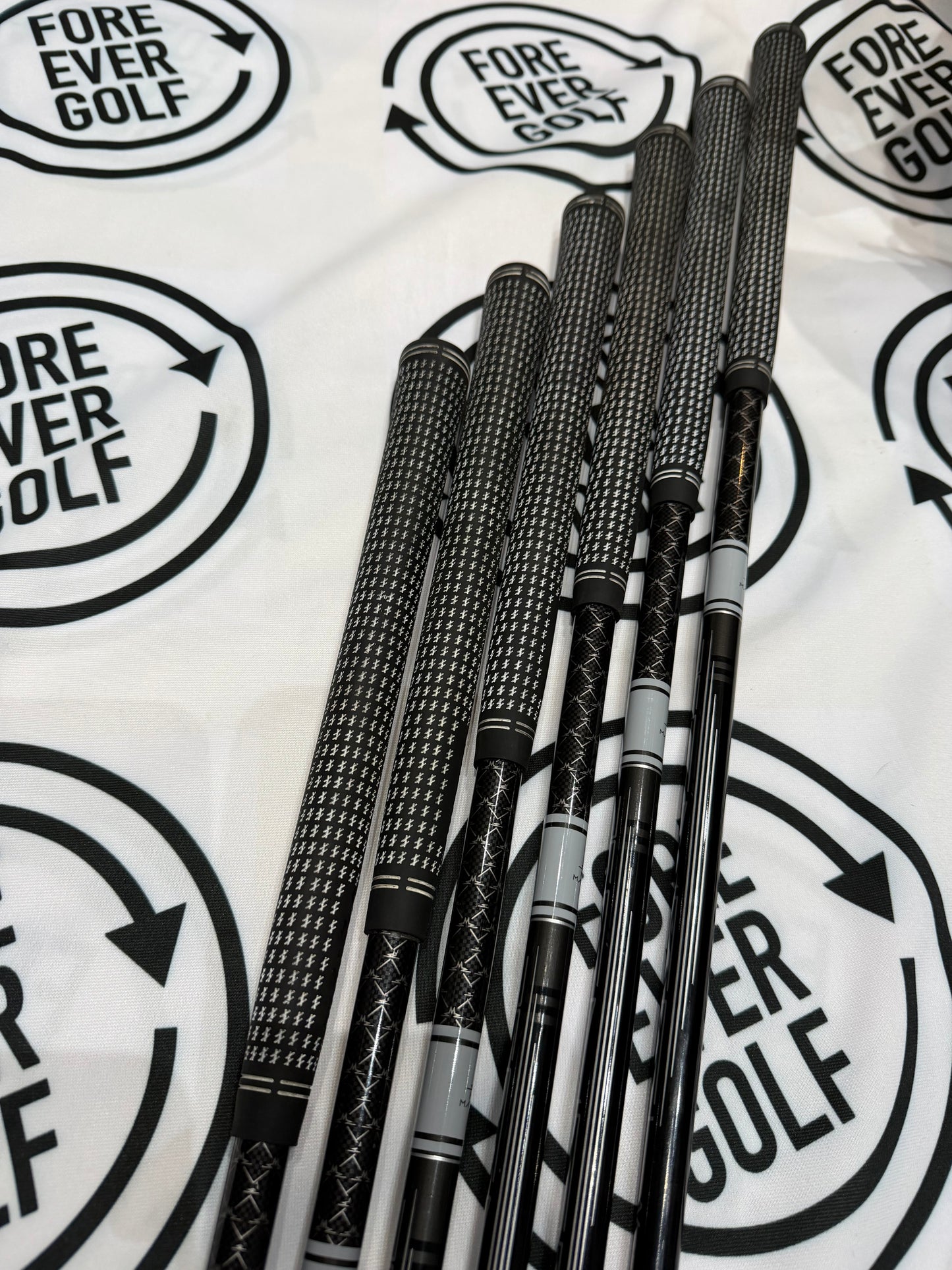 CALLAWAY ROGUE ST PRO IRONS / 5-PW / RH / 85g Stiff Flex Graphite Shafts