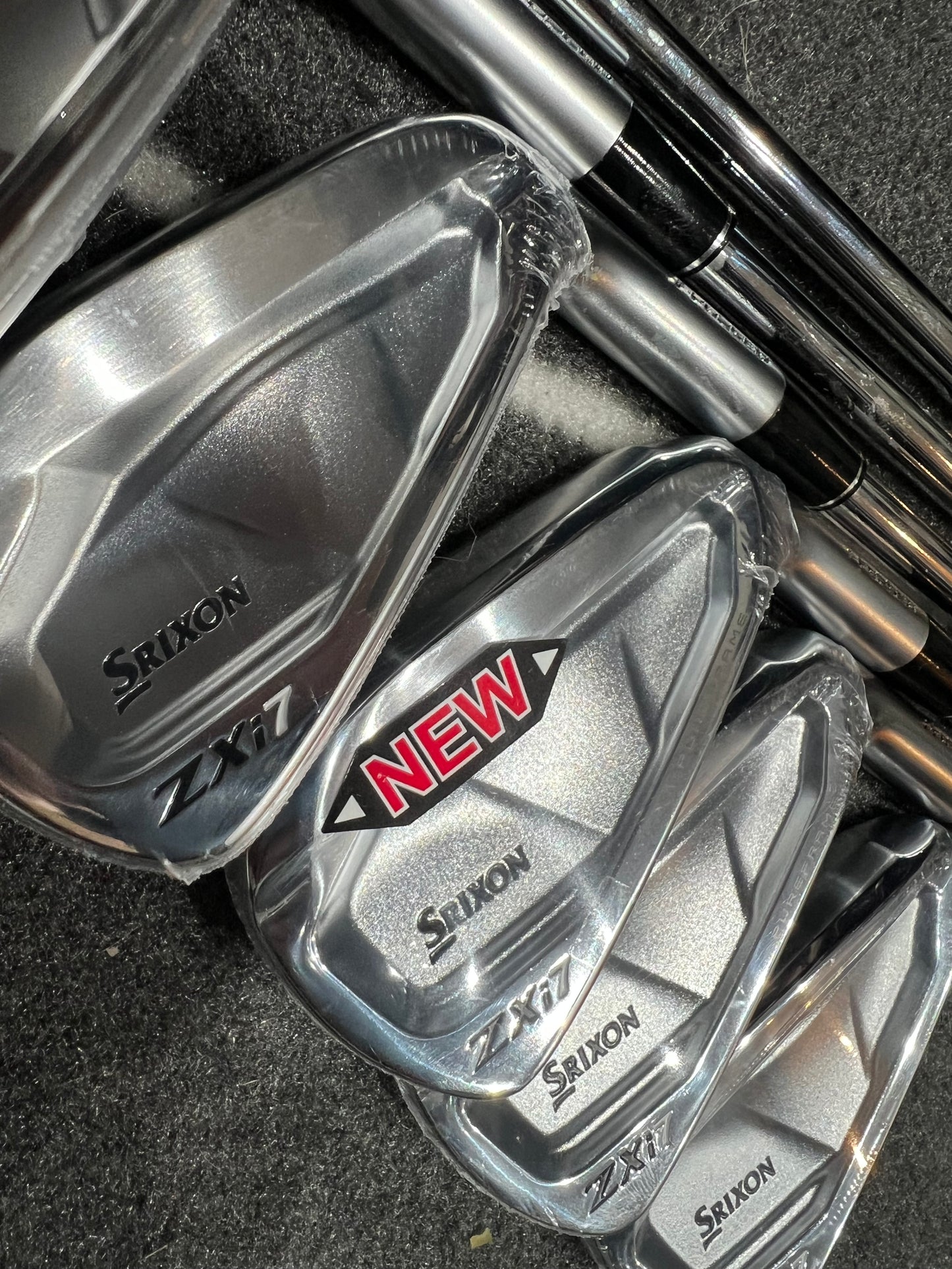 SRIXON ZXi7 IRONS / 5 - PW / RH / 115g Stiff Flex
