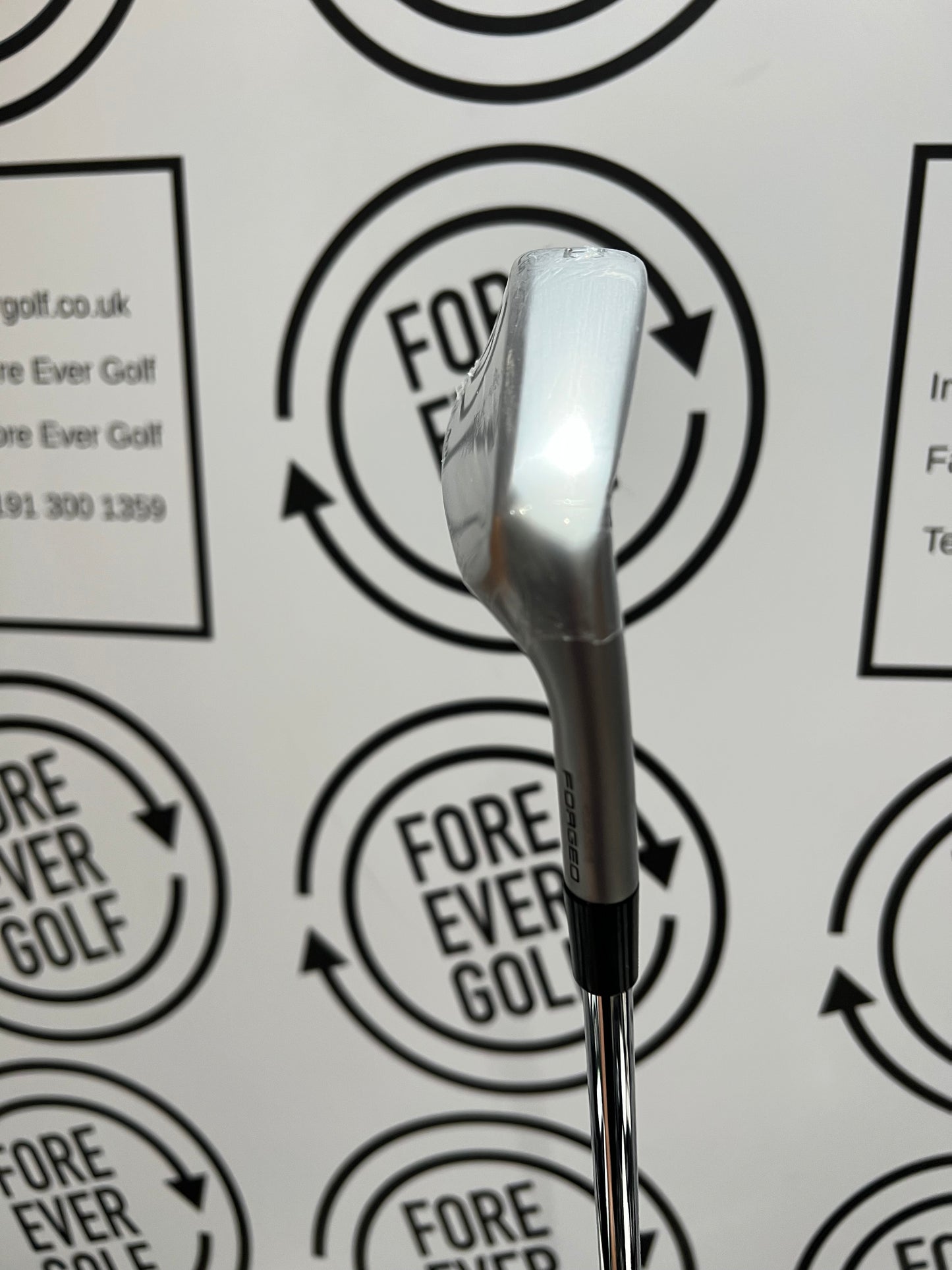 TAYLORMADE P770 A WEDGE / Mens RH / 95g Regular Flex