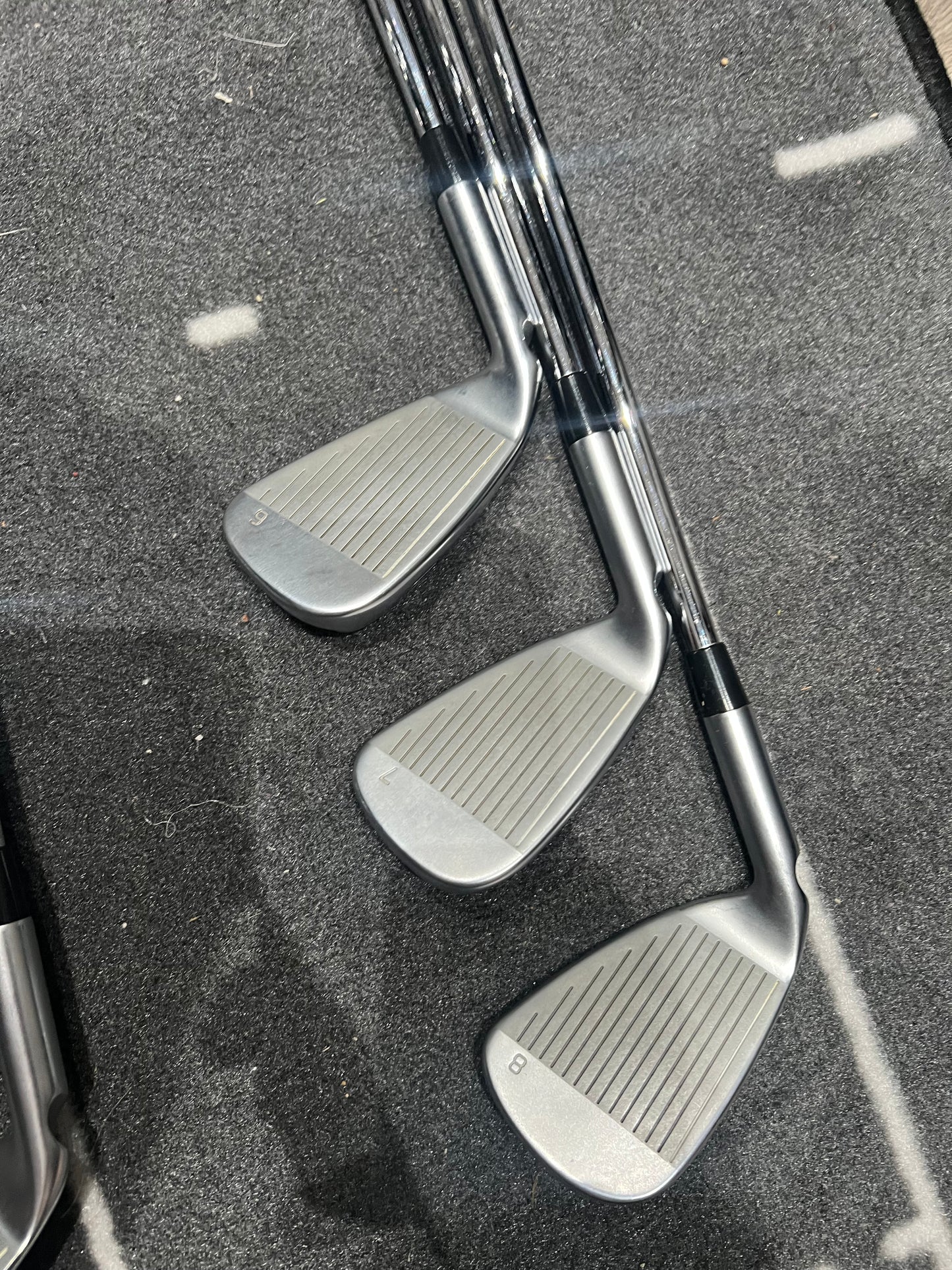 PING G425 IRONS / 6 - UW / Orange Dot / RH / Regular Flex