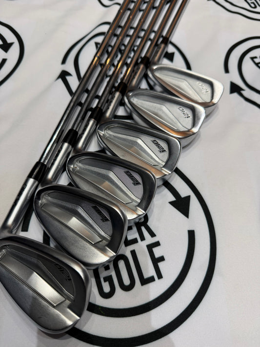 PING i210 IRONS / 5 - PW / RH / 100g Regular Flex / Black Dot
