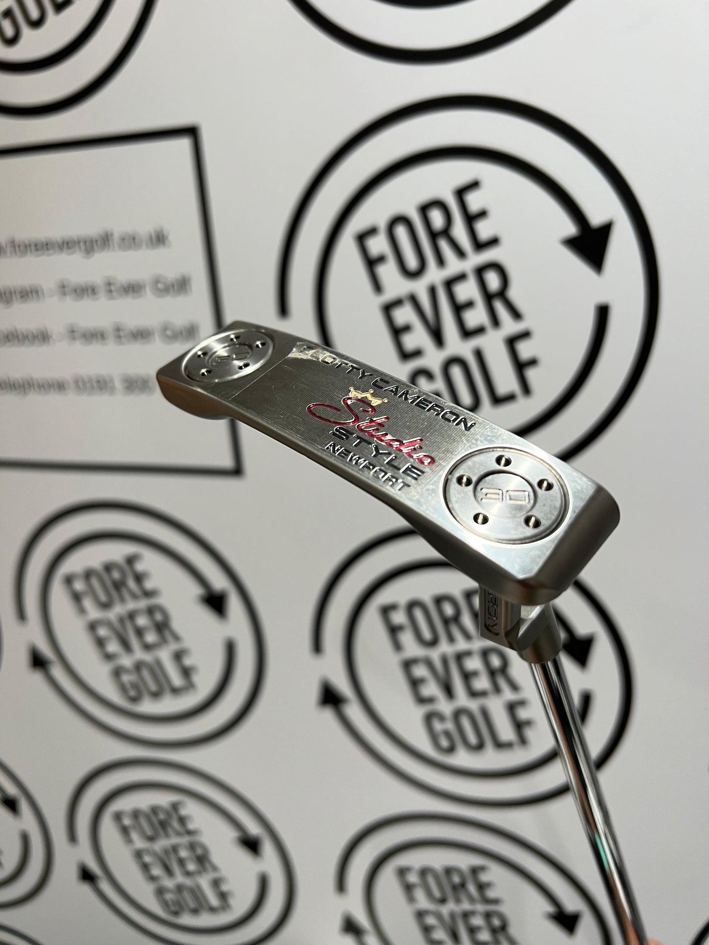 SCOTTY CAMERON STUDIO STYLE NEWPORT PUTTER / 34” / RH
