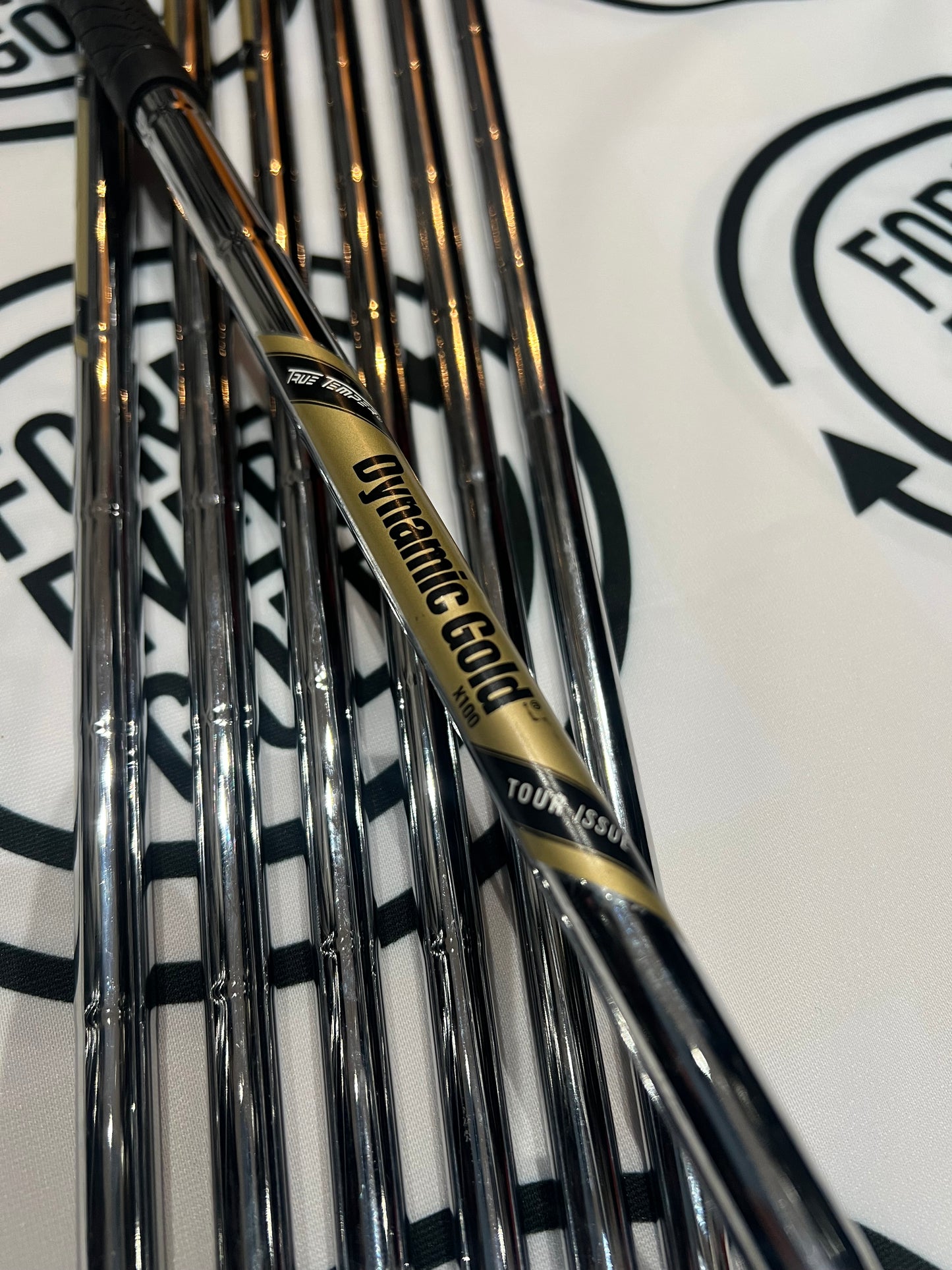 CALLAWAY APEX PRO 2021 IRONS / 4 - PW / Mens RH / X100 Shafts