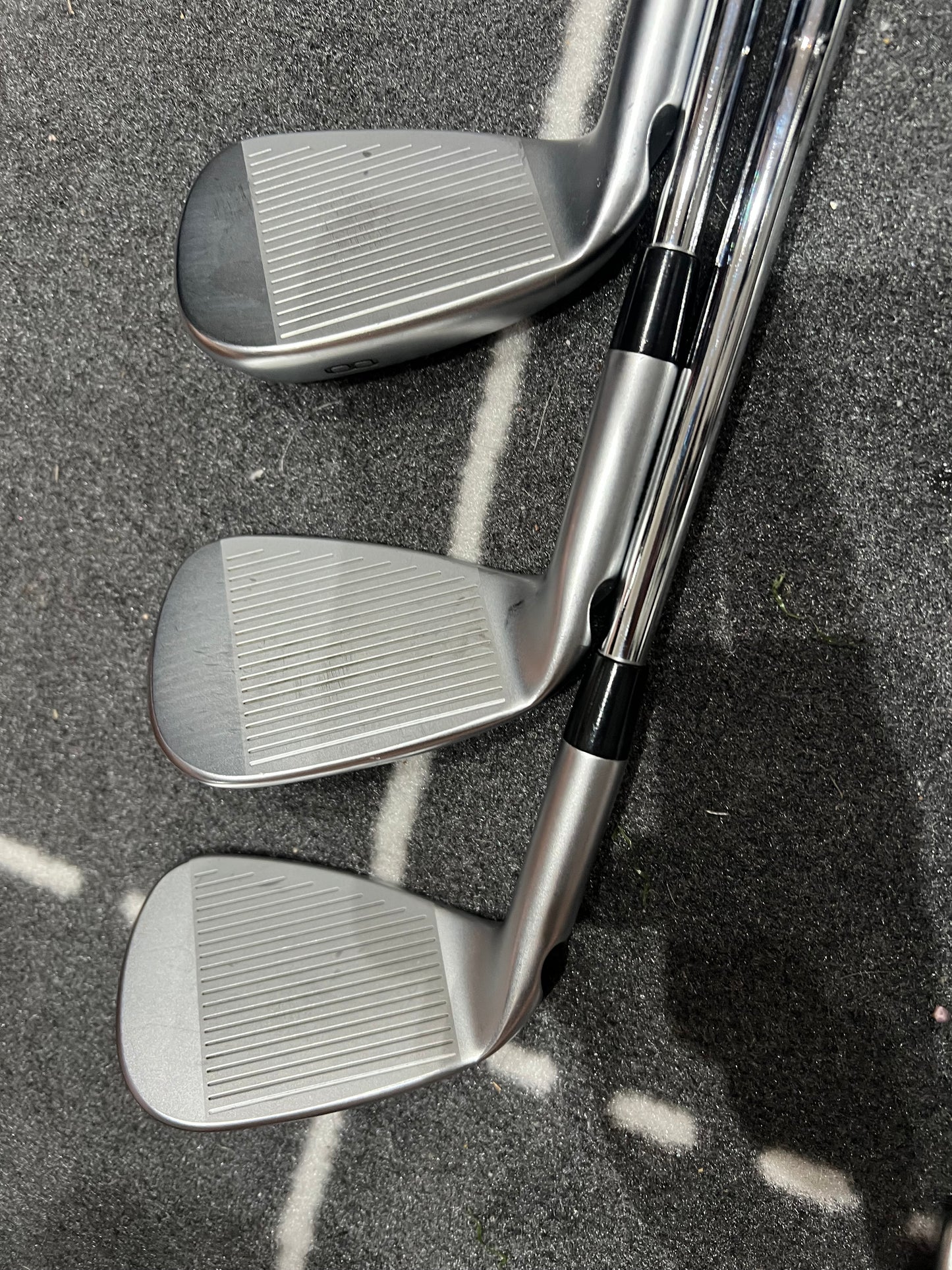 PING i230 IRONS / 4 - PW / Red Dot / 130g X-Stiff Flex
