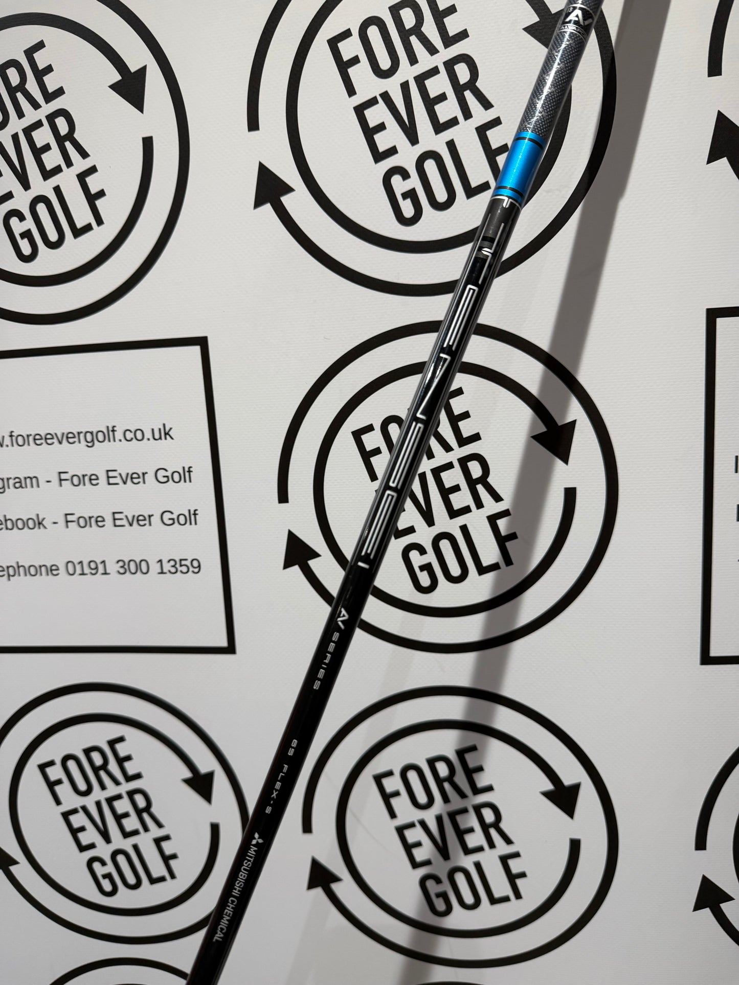 TITLEIST TSR2 3 WOOD / 15 Degree / RH / 65g Stiff Flex