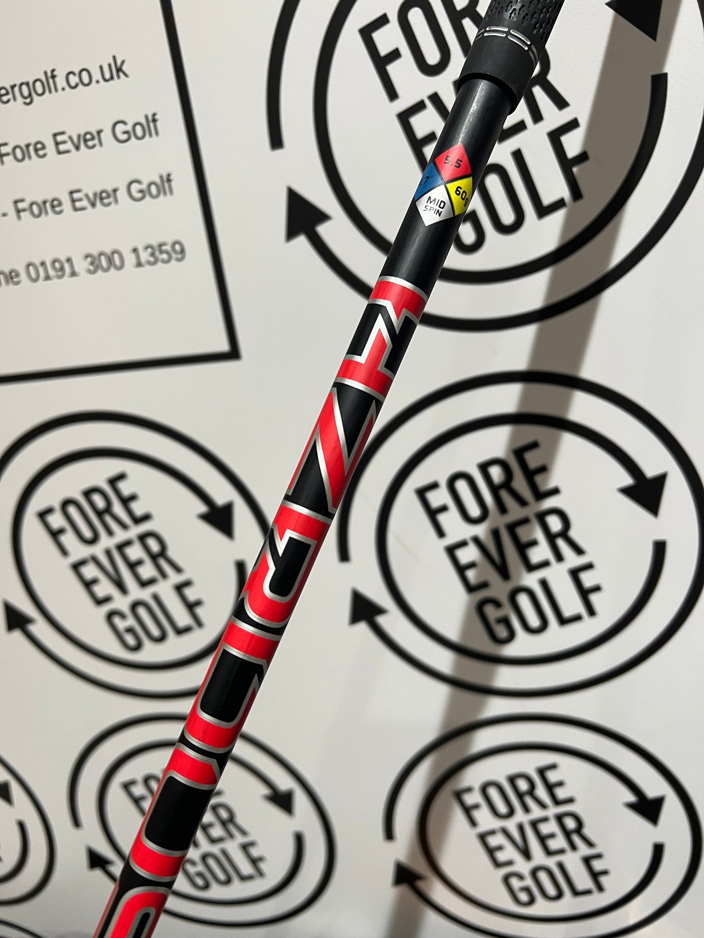 TITLEIST TSR2 5 WOOD / 18 Deg / Mens RH / 60g Regular Flex