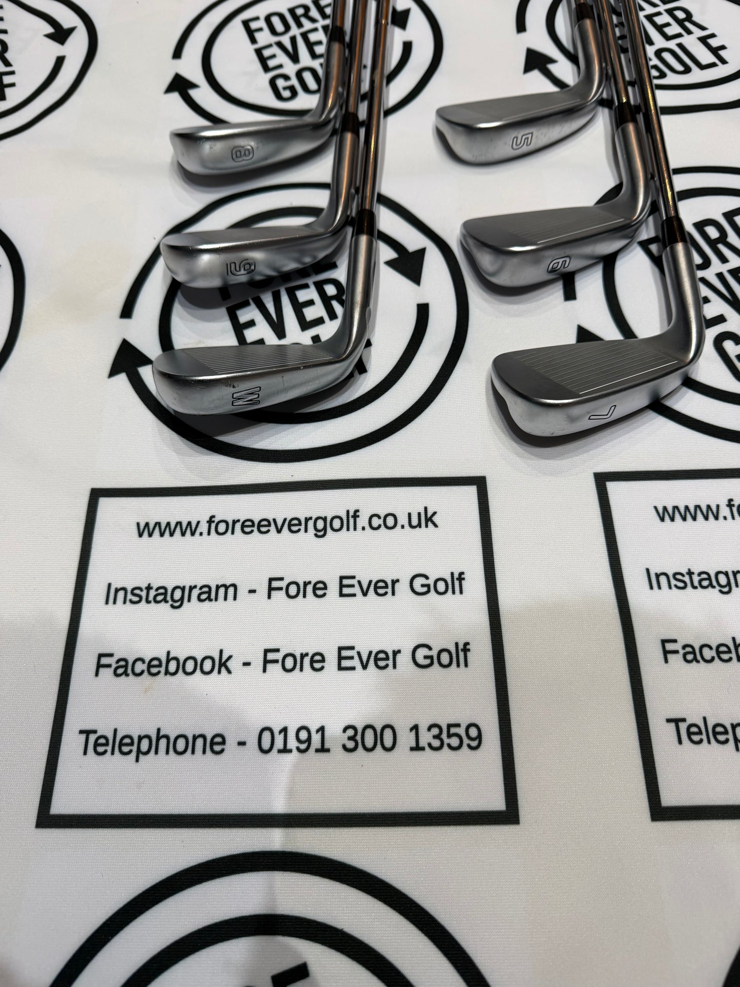 PING i210 IRONS / 5 - PW / RH / 100g Regular Flex / Black Dot