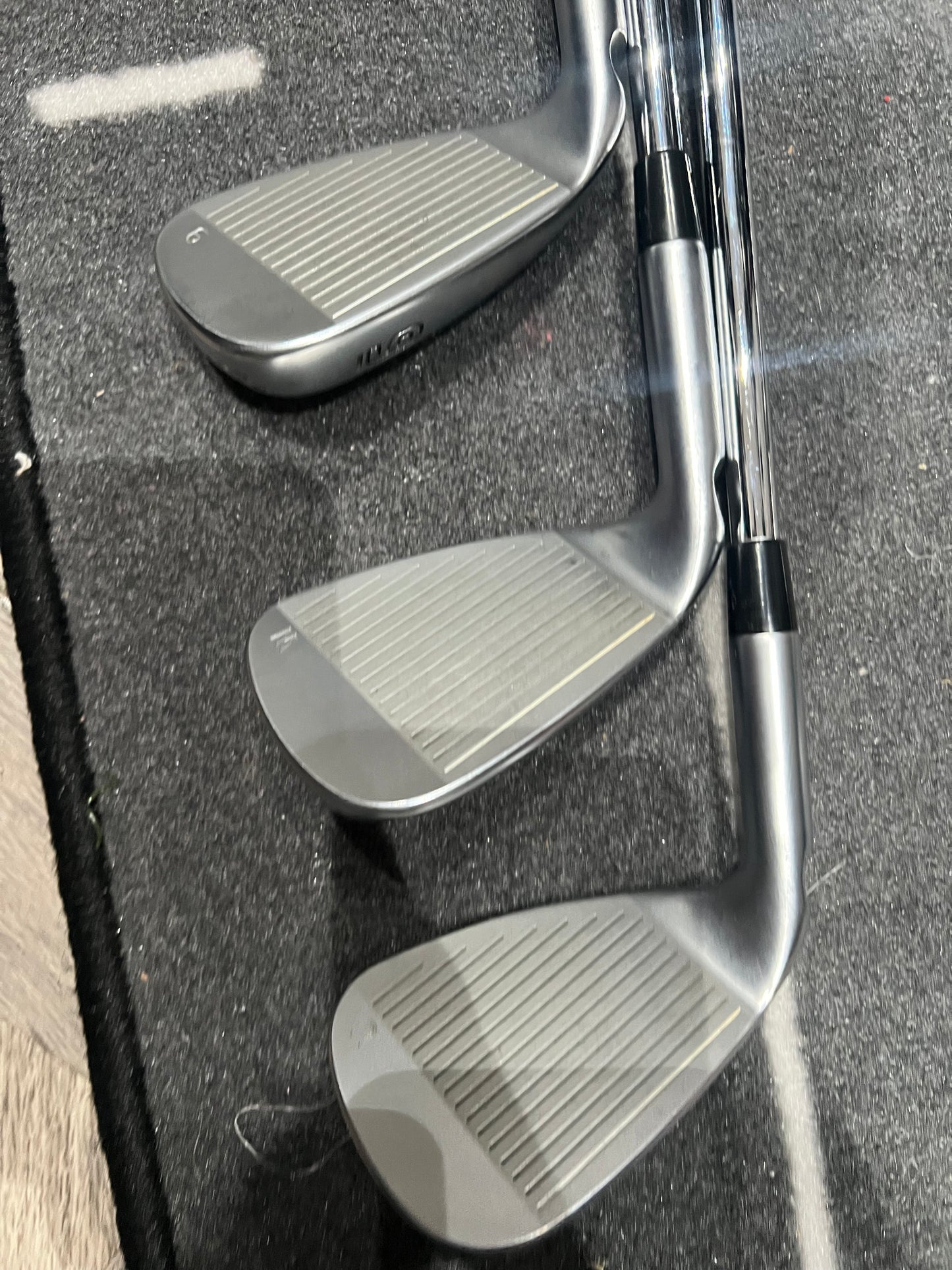 PING G425 IRONS / 6 - UW / Orange Dot / RH / Regular Flex