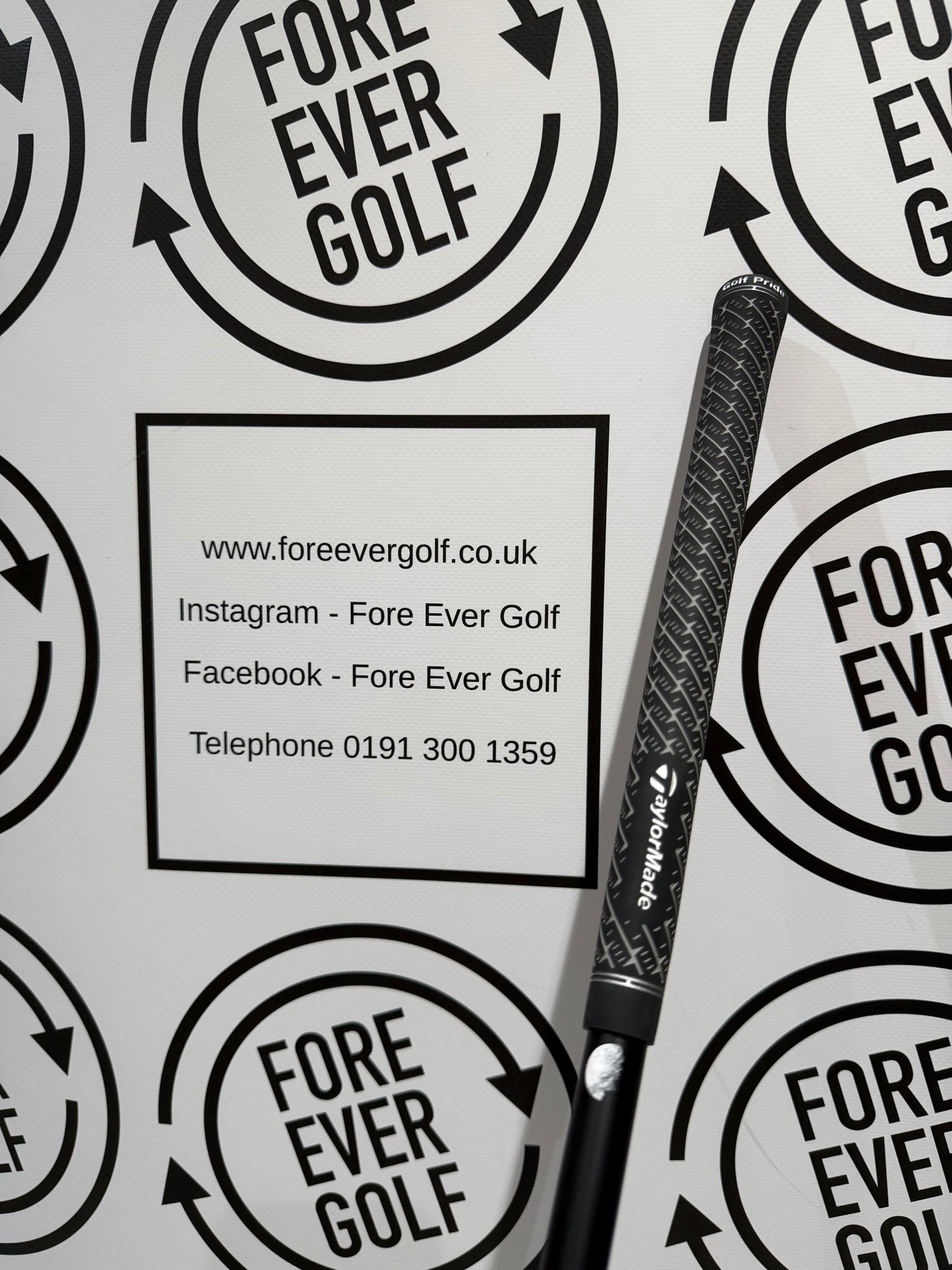 TAYLORMADE Qi35 MAX 4 HYBRID / 23 Deg / RH / 50g Reg Flex