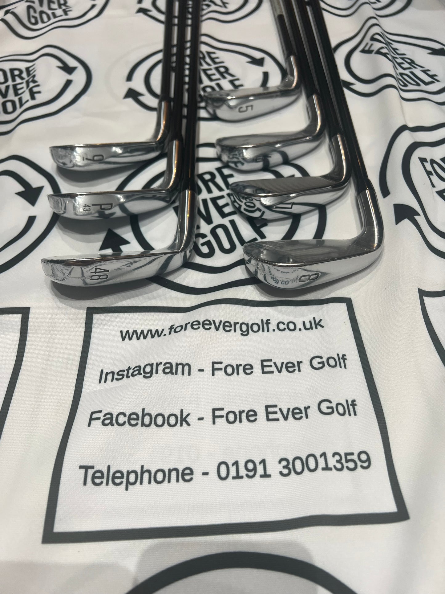 TITLEIST T350 IRONS / 5 - PW + 48 / Mens RH / Reg Flex Graphite Shafts