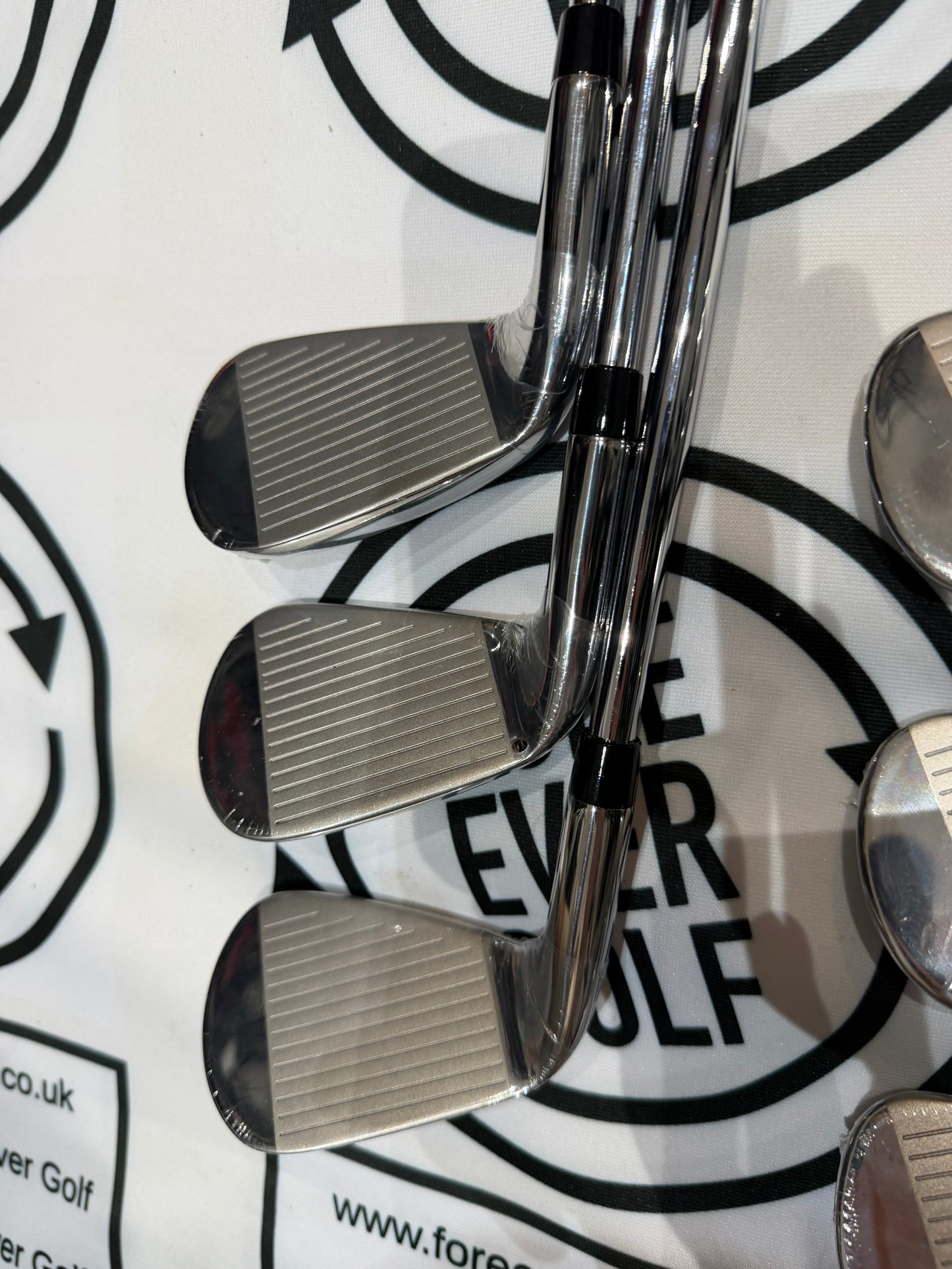 CALLAWAY Ai SMOKE IRONS / 5 - PW / Mens RH / 95g Reg Flex