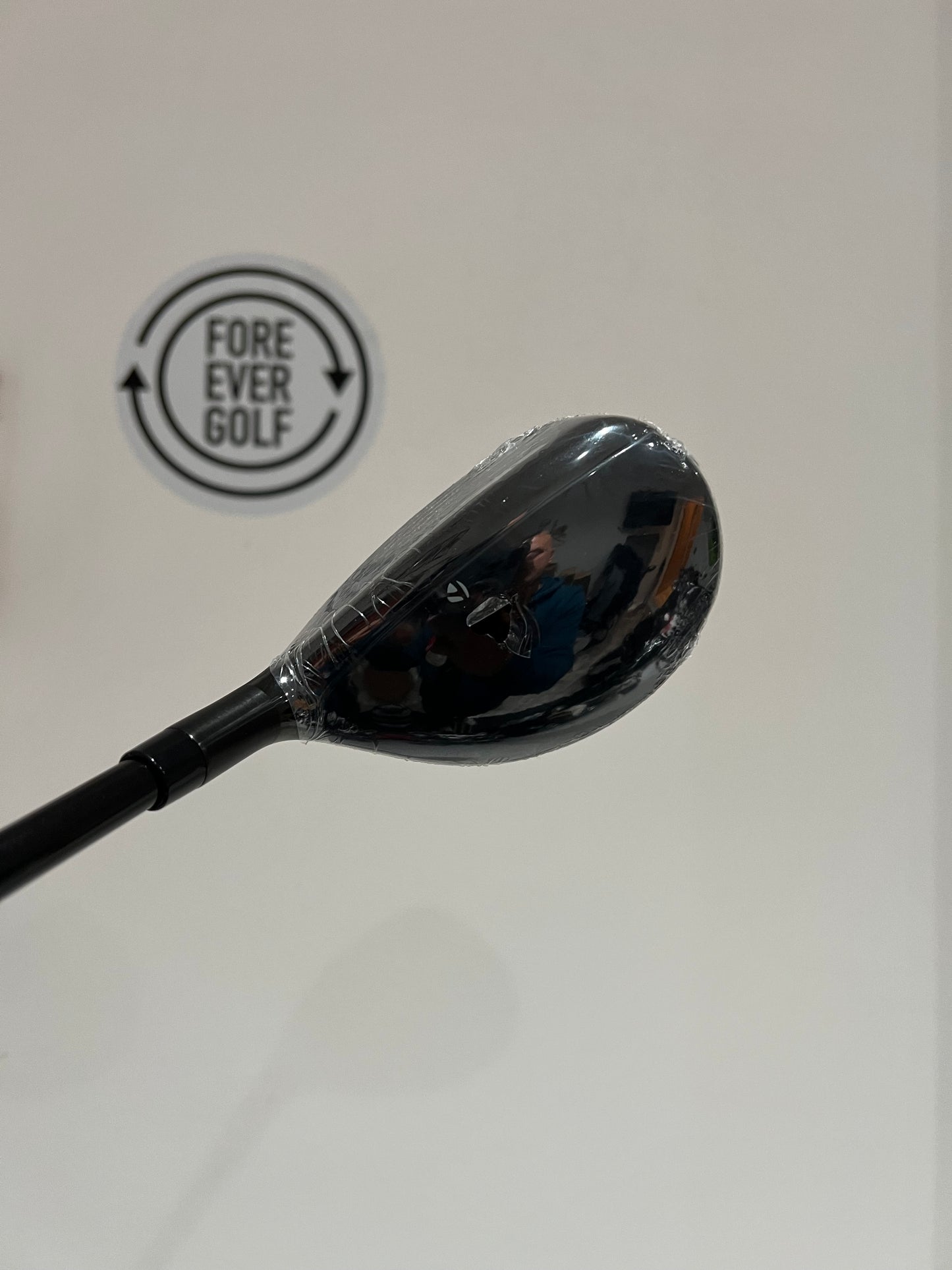 TAYLORMADE QI10 4 HYBRID (22 Deg), Mens RH, 60g Regular Flex