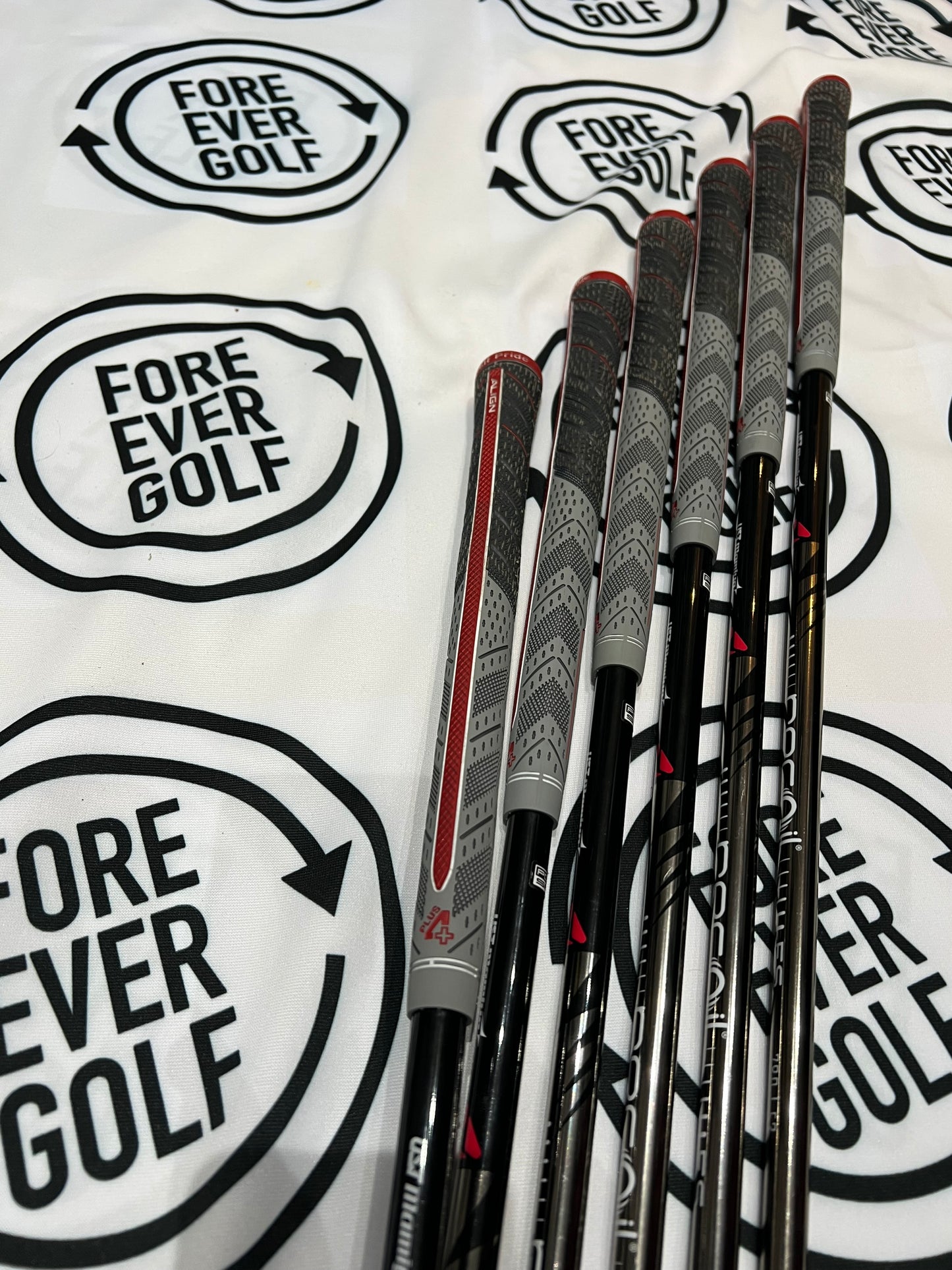 PING i210 IRONS / 5 - PW / BLUE DOT / RH / Reg Flex Graphite Shafts