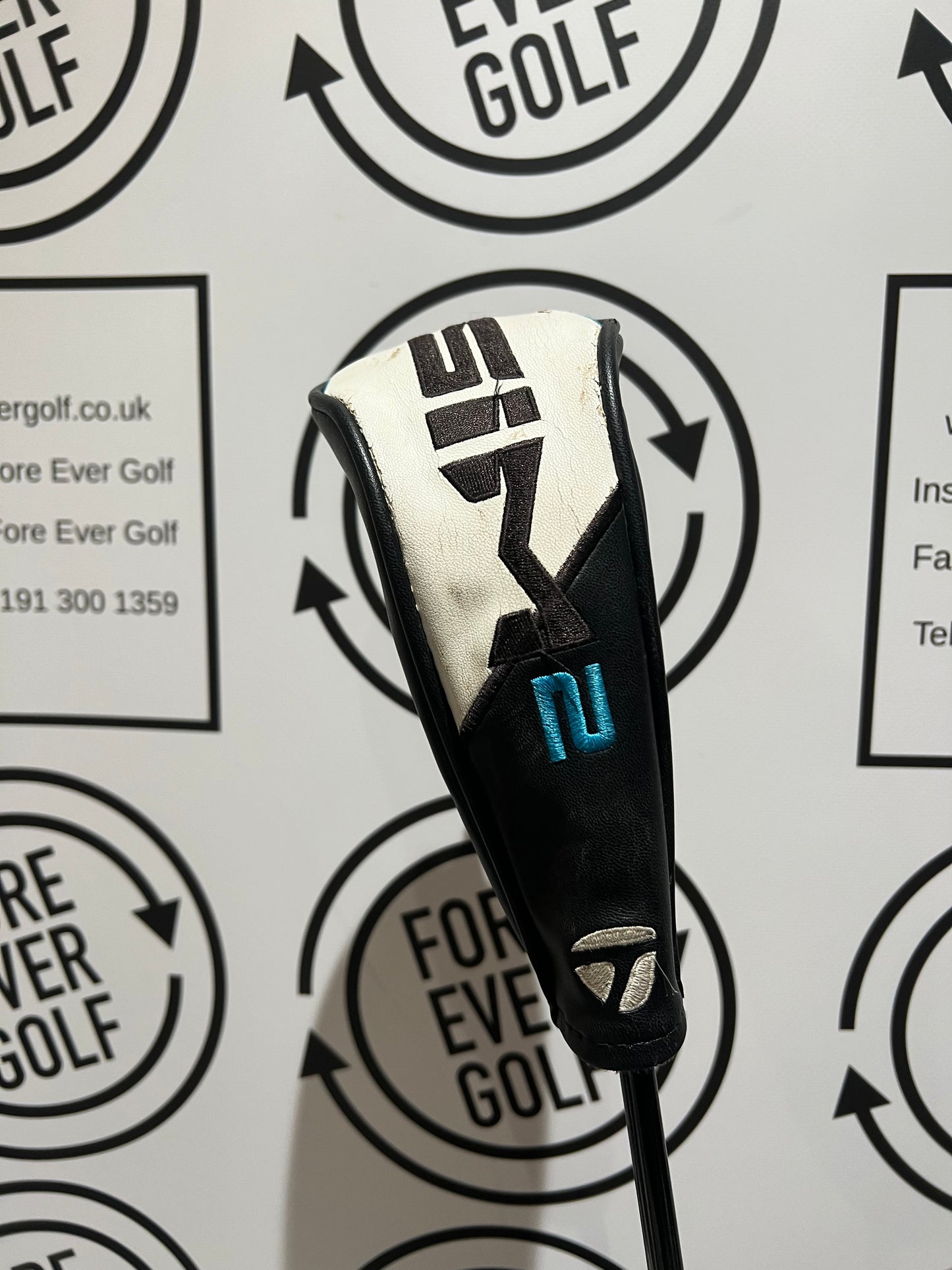 TAYLORMADE SIM2 MAX 3 HYBRID / 19 Deg / RH / 80g Stiff Flex