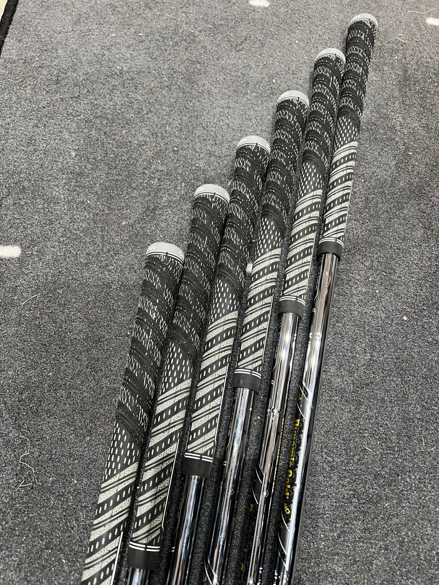 MIZUNO PRO 243 IRONS / 5 - PW / Mens RH / 115g Stiff Flex