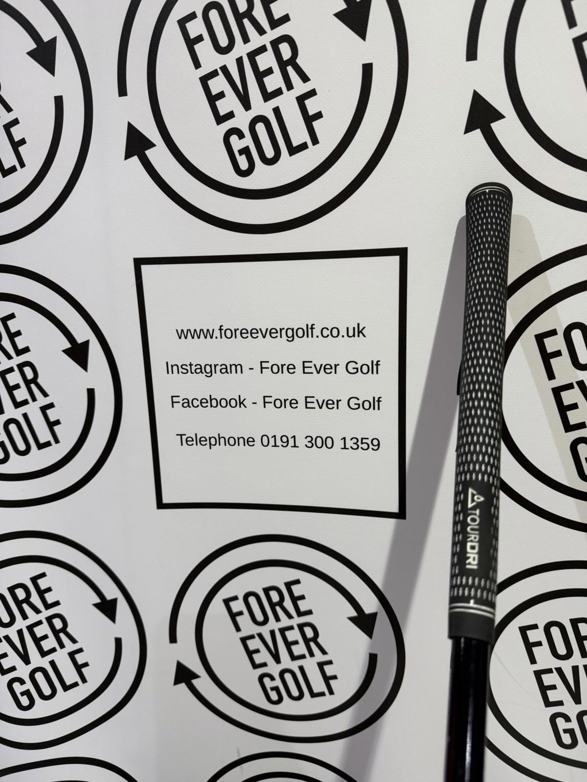 TAYLORMADE SIM MAX-D 3 WOOD / 16 Degree / Mens RH / 60g Reg Flex / GOOD USED