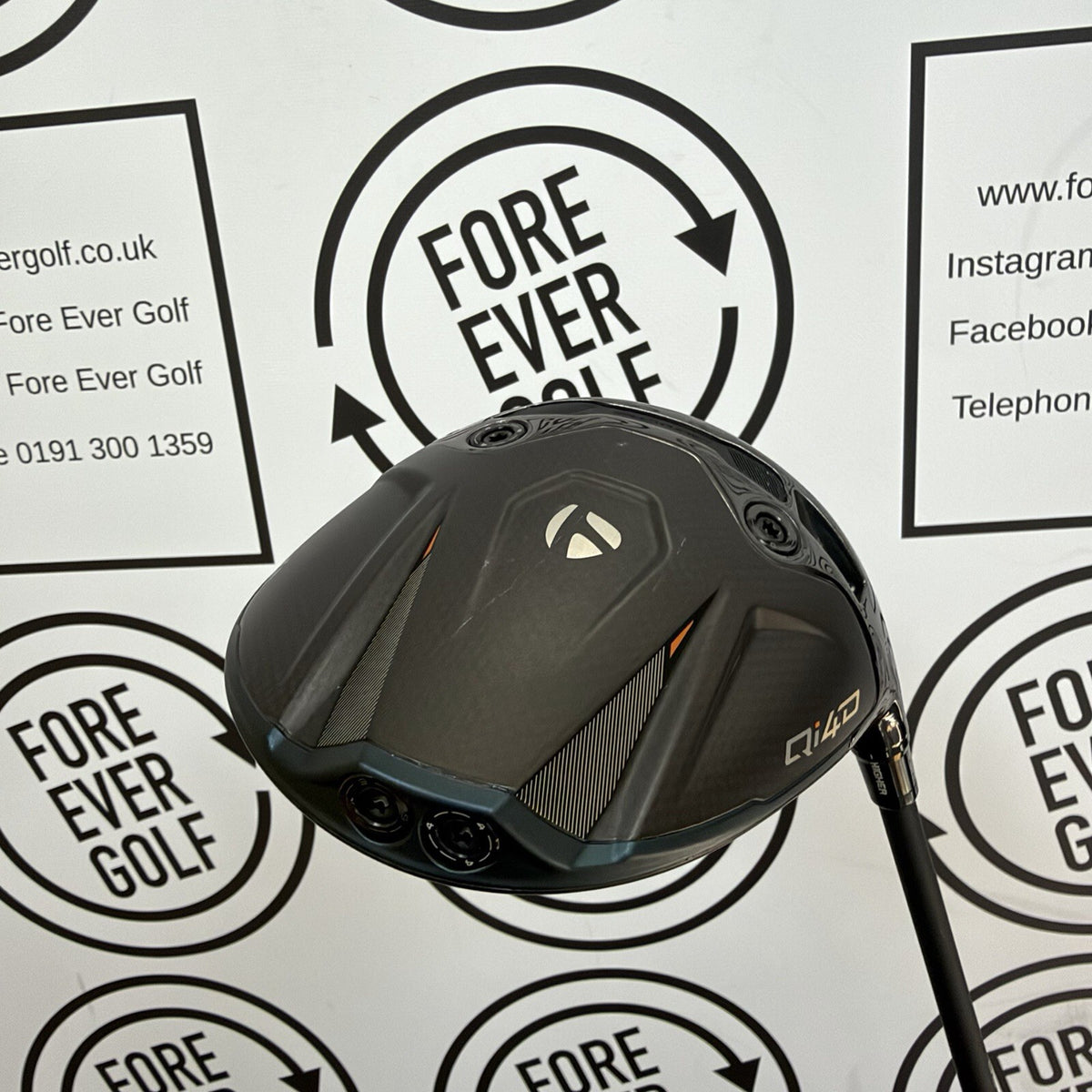 TAYLORMADE Qi4D DRIVER / 9 Deg / Mens RH / 50g Reg Flex / MINT USED