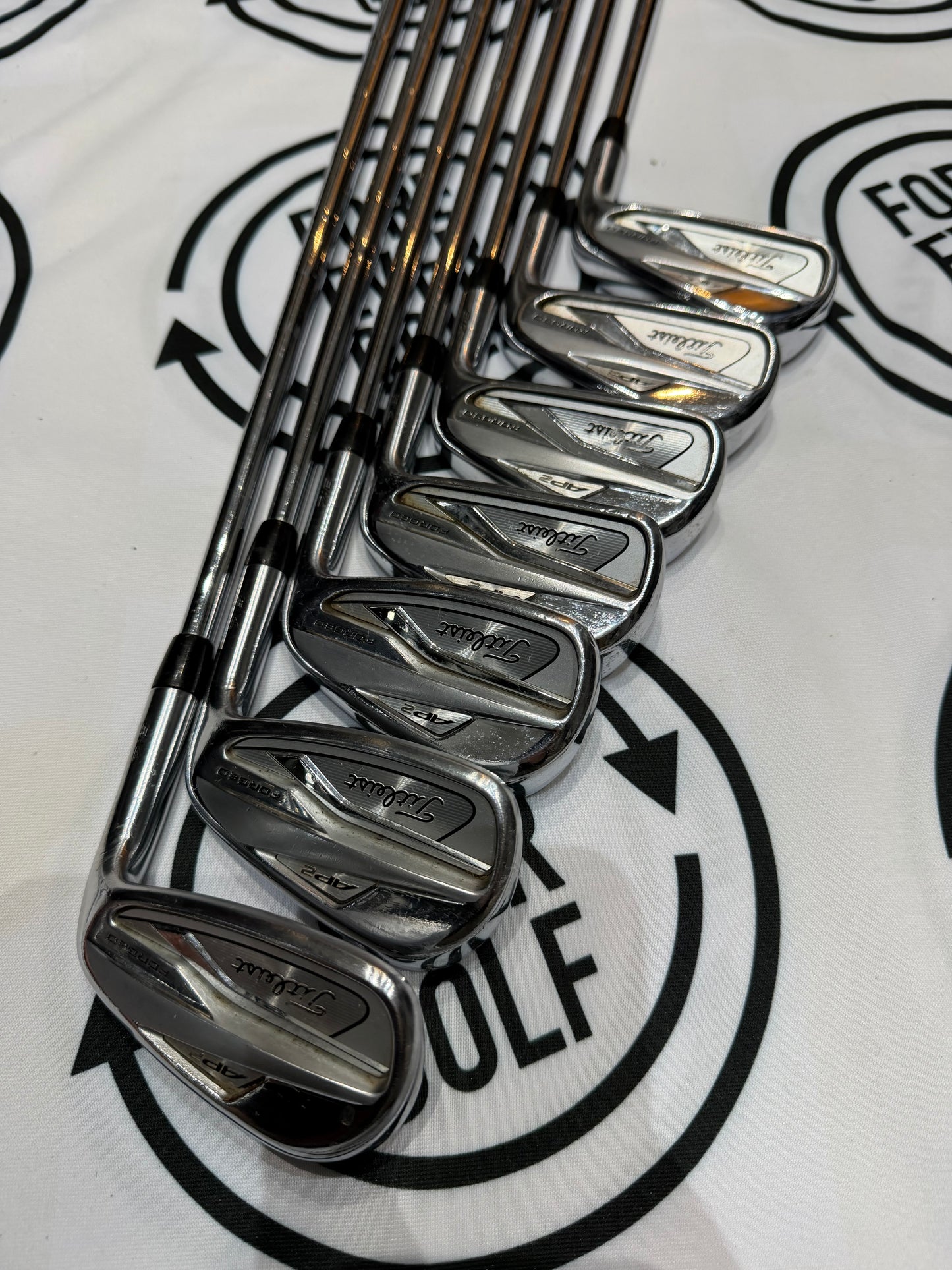 TITLEIST AP2 718 IRONS / 4 - PW / Mens RH / Tour FST Stiff Flex