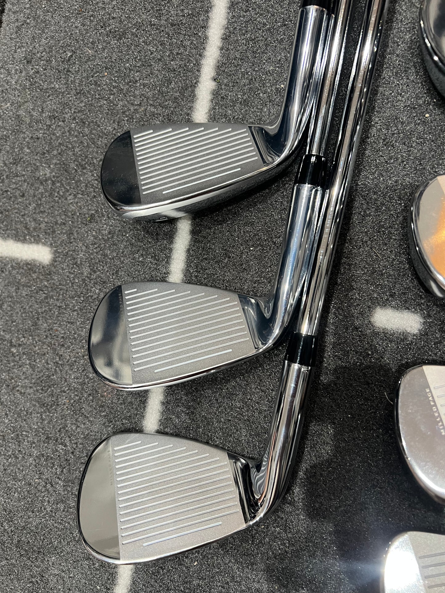 COBRA SZ SPEEDZONE IRONS / 5 - GW / Mens RH / 90g Reg Flex