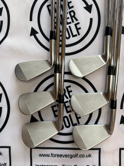 SRIXON ZXi5 IRONS / 5 - PW / Mens RH / 105g Stiff Flex / GOOD USED