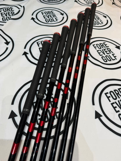 TAYLORMADE STEALTH IRONS / 5 - SW / RH 60g Reg Flex Graphite Shafts