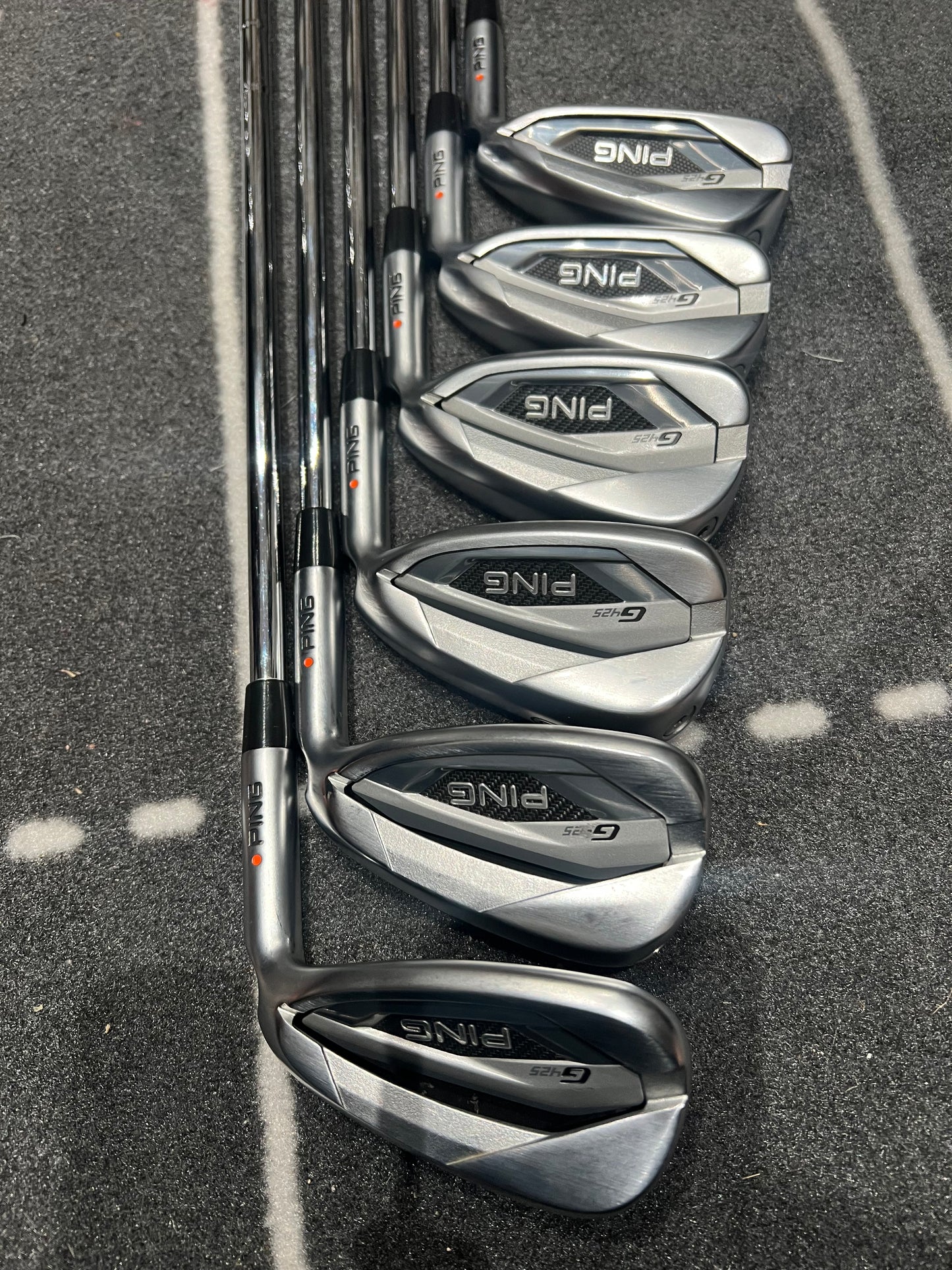 PING G425 IRONS / 6 - UW / Orange Dot / RH / Regular Flex