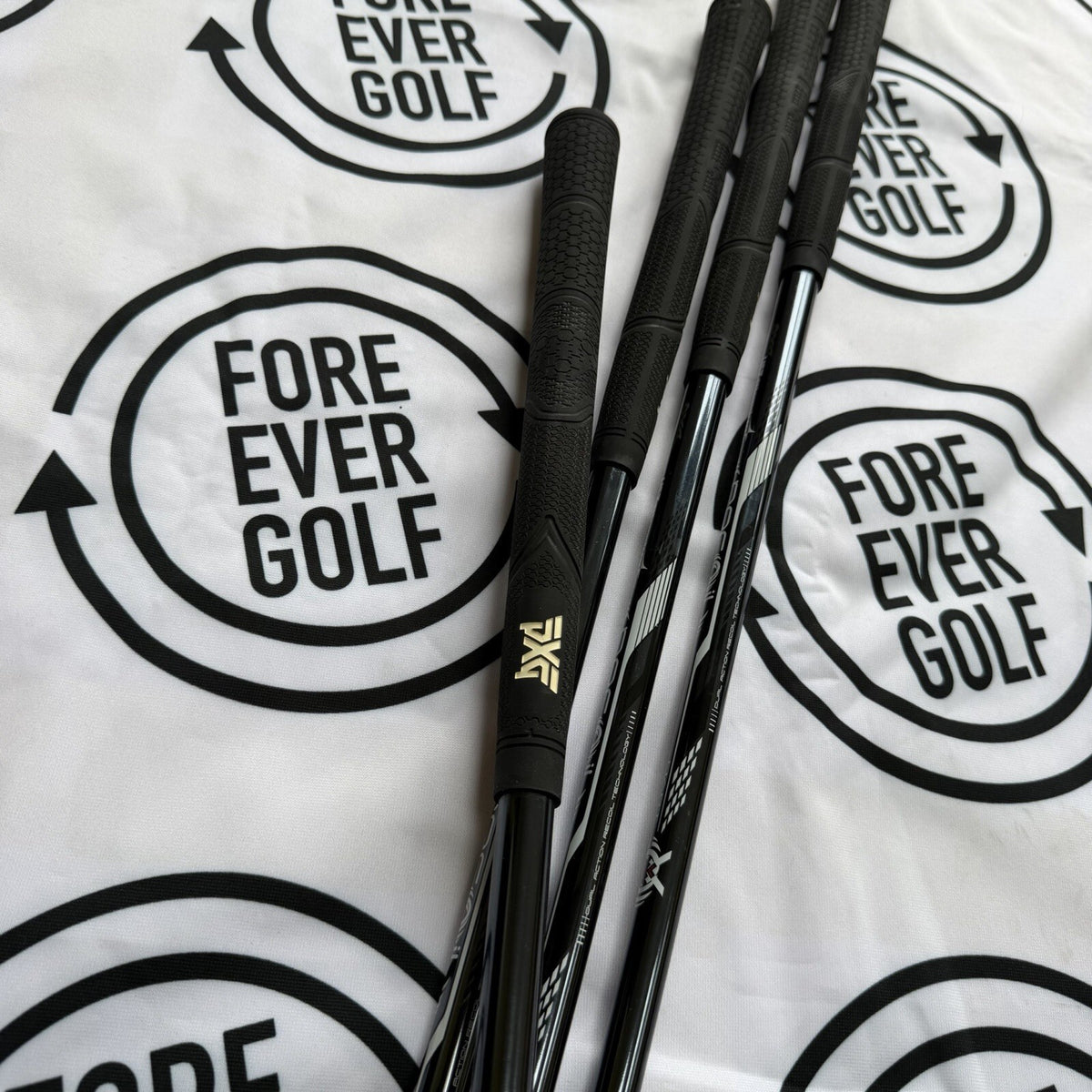 PXG 0311 XP (GEN 7) IRONS / 7 - PW / Mens RH / 75g Reg Flex Graphite Shafts