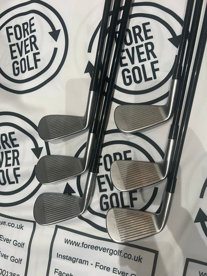TAYLORMADE P770 IRONS (2023) / 5 - PW / RH / 60g Reg Flex GRAPHITE Shafts/ MINT