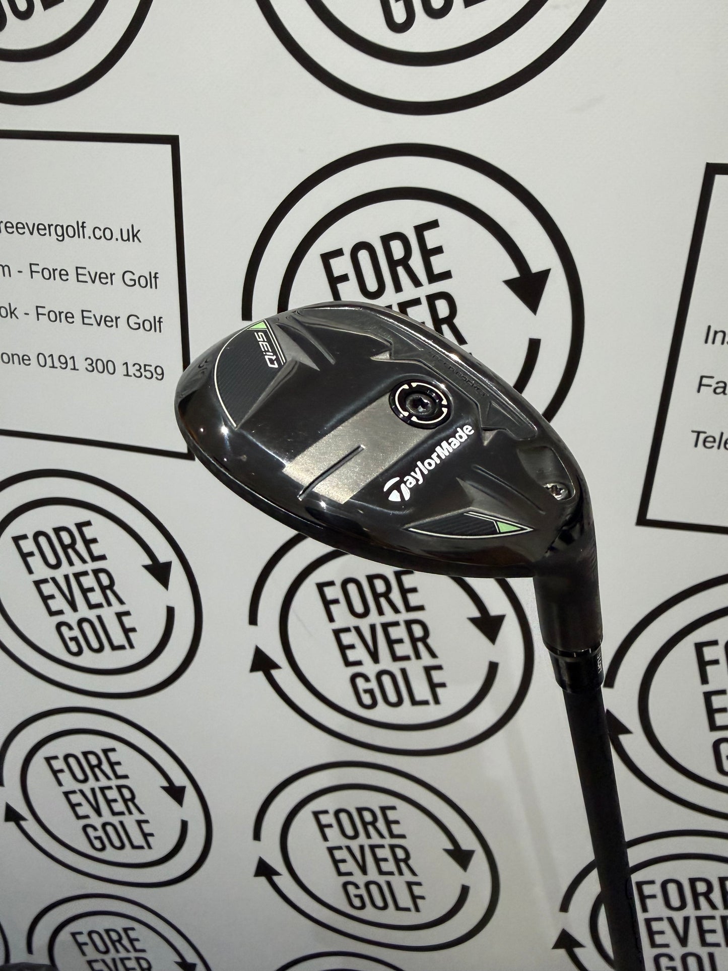 TAYLORMADE Qi35 3 HYBRID / 19 Degree. / RH / 65g Reg Flex