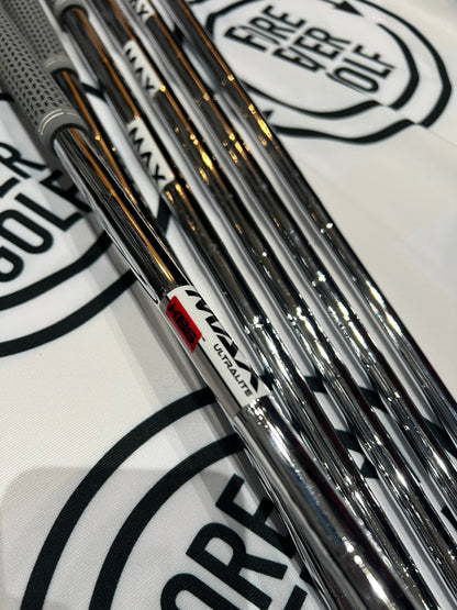 WILSON DYNAPWR IRONS / 5 - PW / Mens RH / Reg Flex