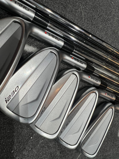 PING i230 IRONS / 4 - PW / Red Dot / 130g X-Stiff Flex