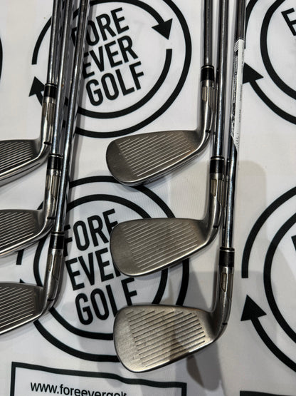 TAYLORMADE SIM2 MAX IRONS / 5 - PW / RH / 85g Regular Flex